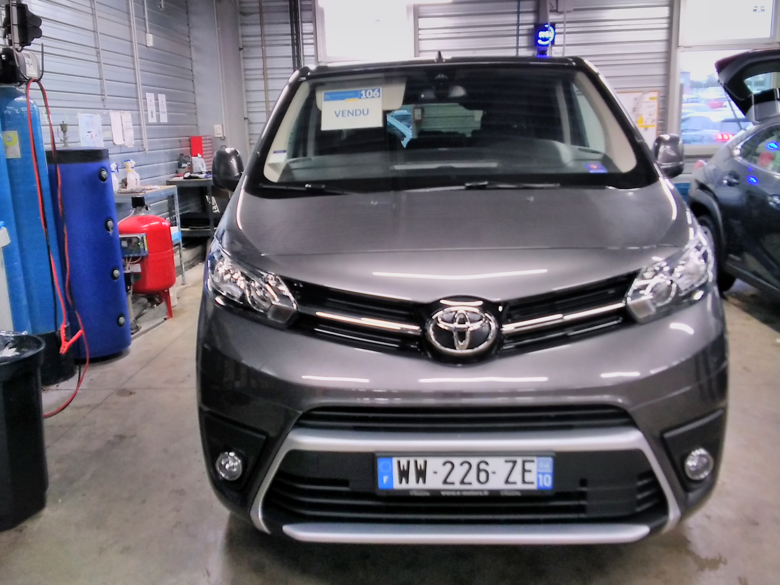 Avis-mandataire-auto-Emotors-Toyota-Proace-verso-Long-executive-180-d-4d-bva8.