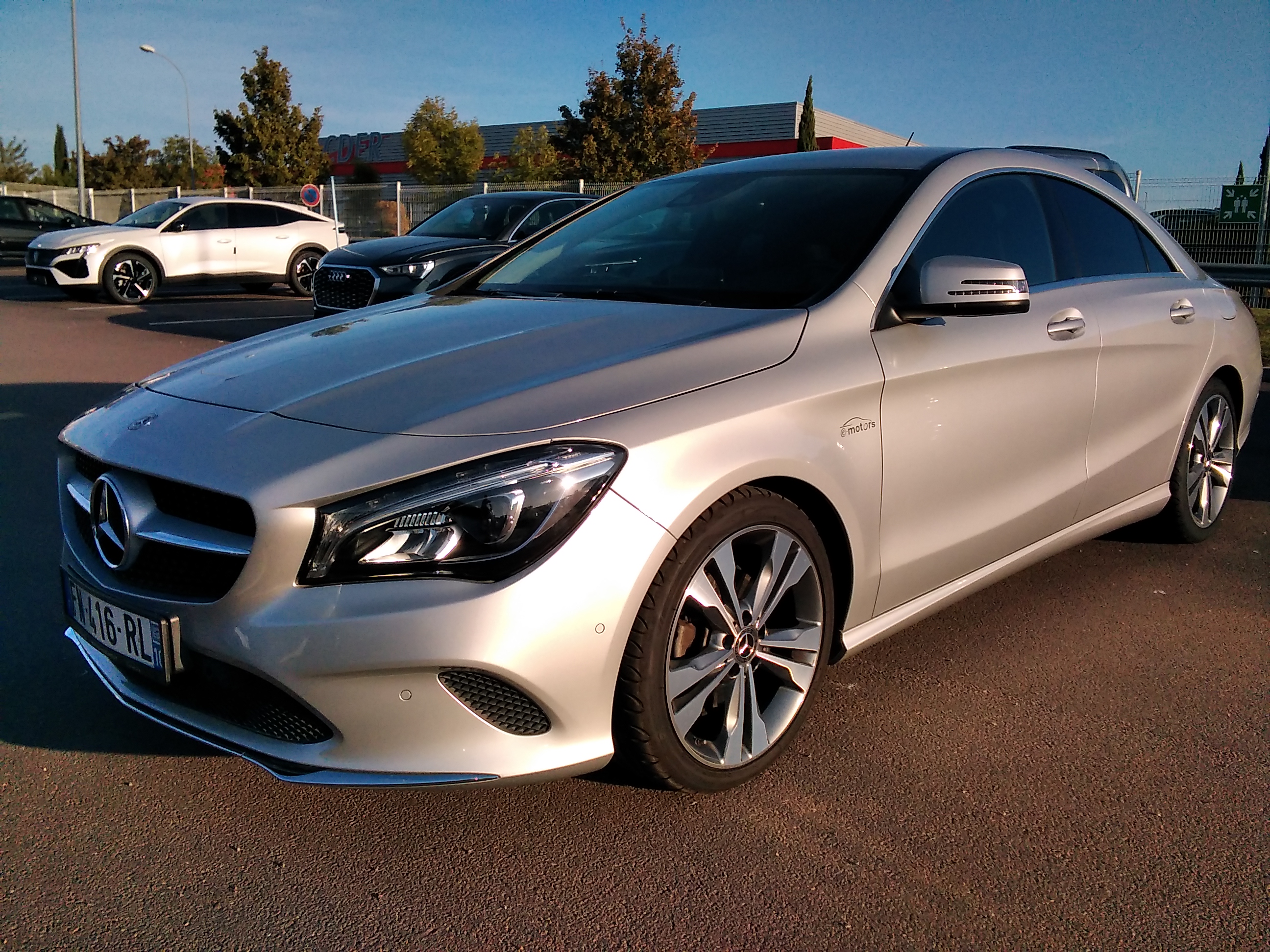Avis-mandataire-auto-Emotors-Mercedes-Classe-cla-Sensation-200d-7-g-dct-4matic-plus-keyless.