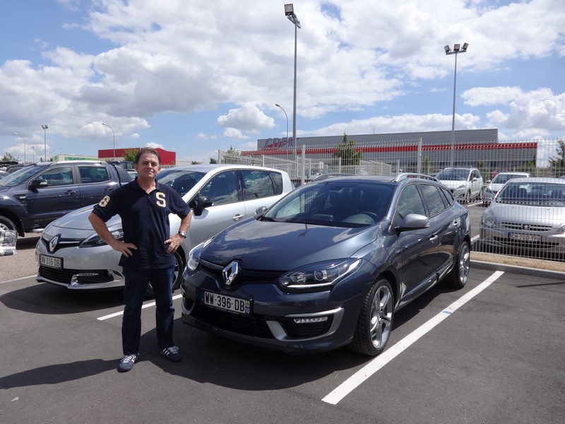 Avis-mandataire-auto-Emotors--Renault-megane-iii-estate-gt-tce-220-energy-.
