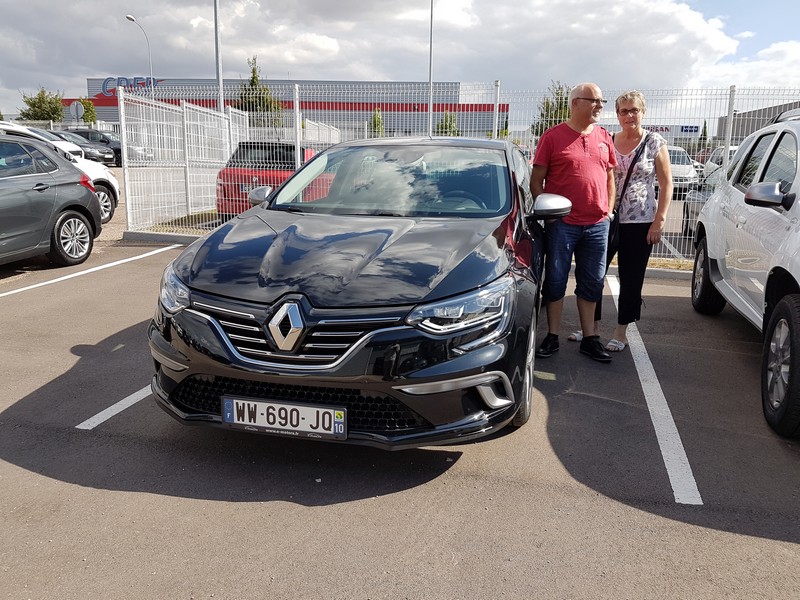 Avis-mandataire-auto-Emotors-Renault-Megane-iv-berline-M-gane-iv-berline-intens-tce-130-energy-plus-bose.