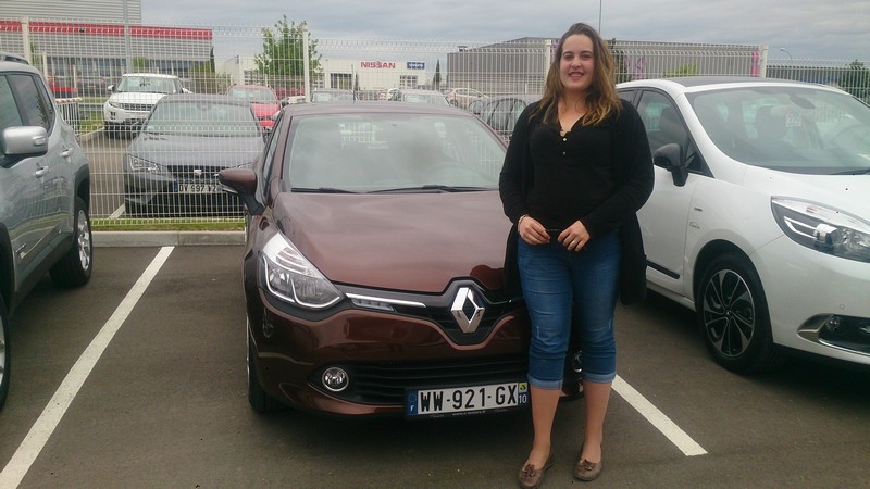 Avis-mandataire-auto-Emotors--Renault-clio-iv-zen-tce-90-energy-plus-gps-.