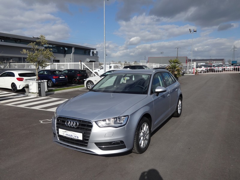 Avis-mandataire-auto-Emotors--Audi-a3-sportback-tdi-110cv-ambiente-plus-navigation-.