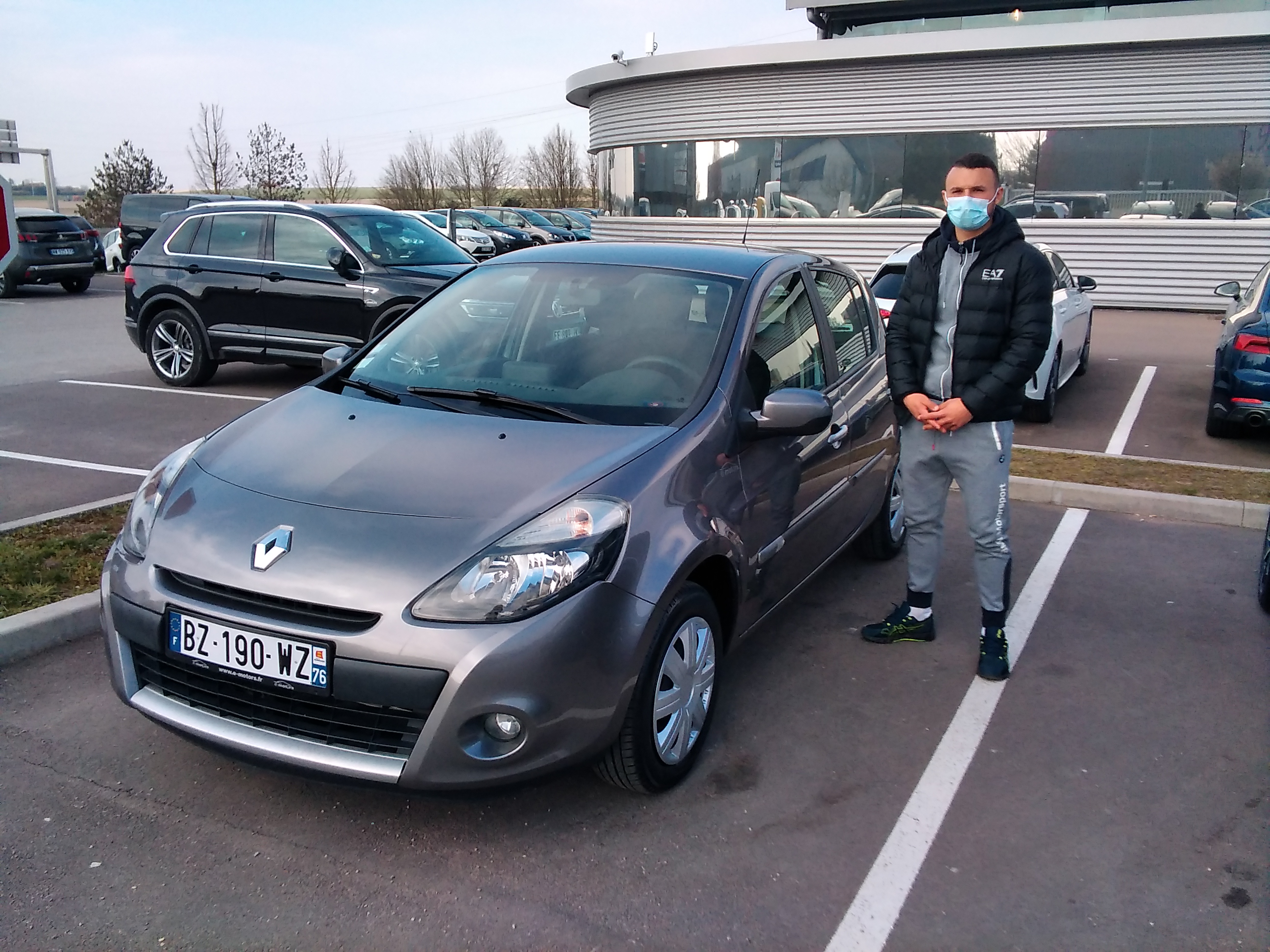 Avis-mandataire-auto-Emotors-Renault-Clio-Iii-dci-90-eco2-expression-clim.