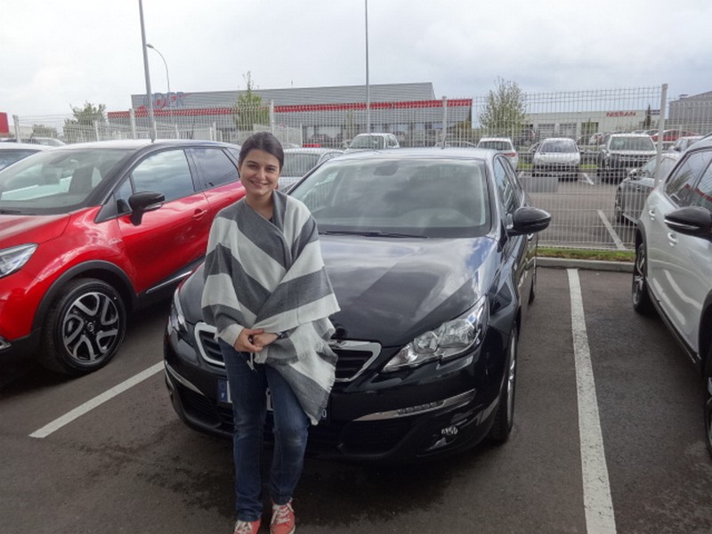 Avis-mandataire-auto-Emotors-Peugeot-308-Style-bluehdi-120.