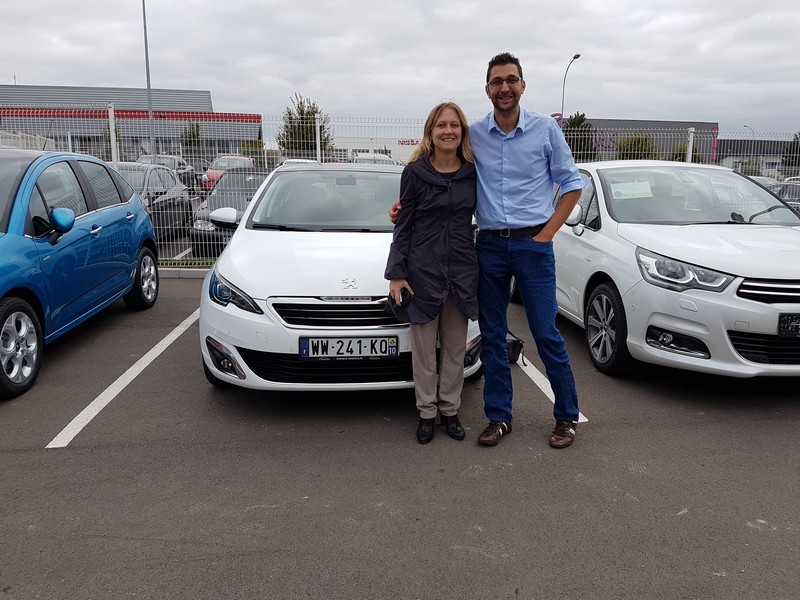 Avis-mandataire-auto-Emotors-Peugeot-308-Allure-bluehdi-100.