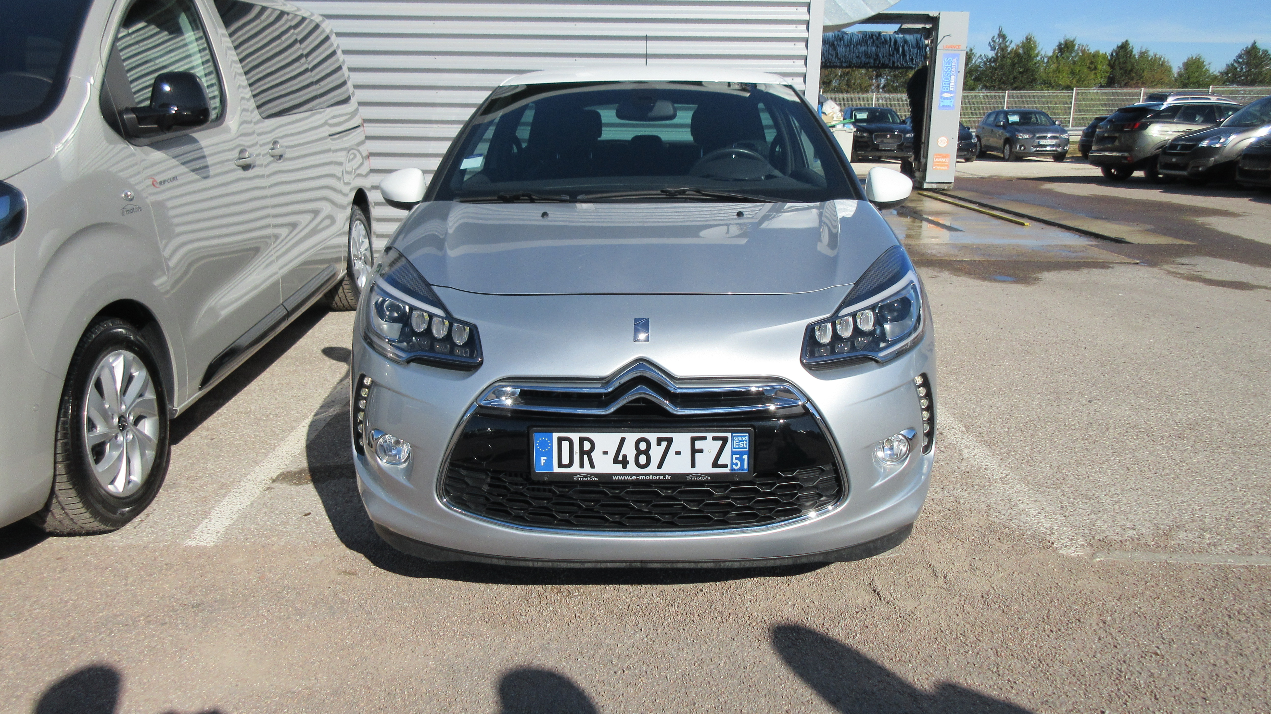 Avis-mandataire-auto-Emotors-Citroen-Ds3-So-chic-puretech-110-plus-full-led.