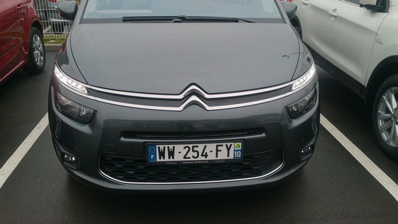 Avis-mandataire-auto-Emotors--Citroen-c4-picasso-exclusive-bluehdi-150-s-s-eat6-.