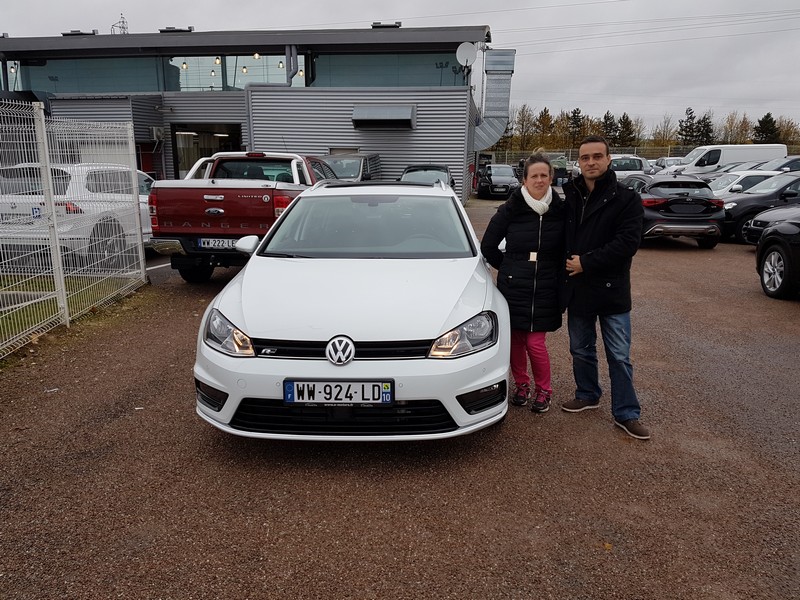 Avis-mandataire-auto-Emotors-Volkswagen-Golf-sw-Confortline-r-line-tdi-150-dsg6-5p.