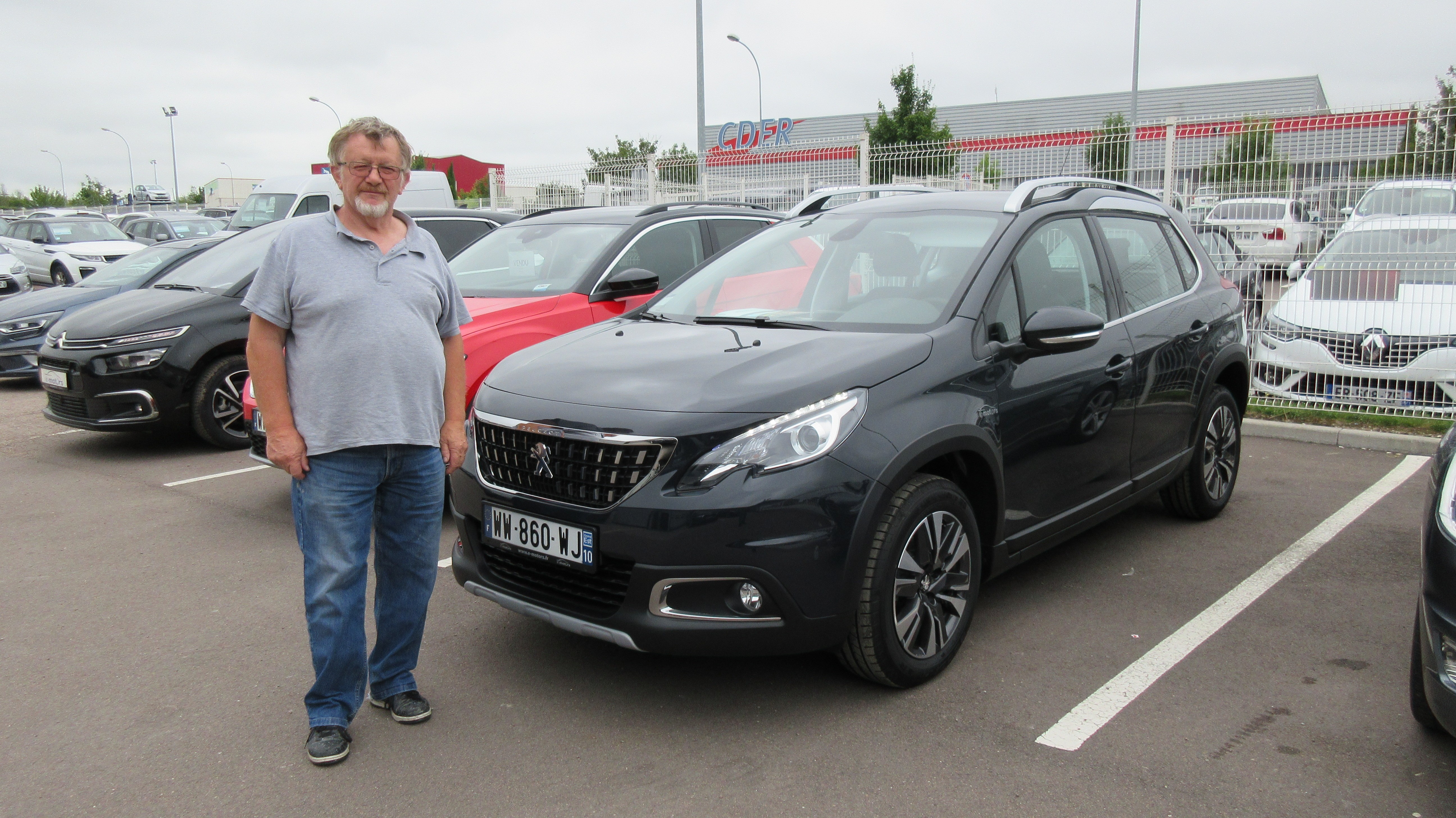 Avis-mandataire-auto-Emotors-Peugeot-2008-Allure-bluehdi-100.