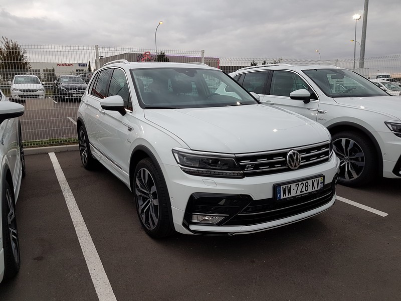 Avis-mandataire-auto-Emotors-Volkswagen-Tiguan-reserv-Tiguan-2-confortline-tdi-150-r-line-plus-toit-panoramique-plus-jantes-20.