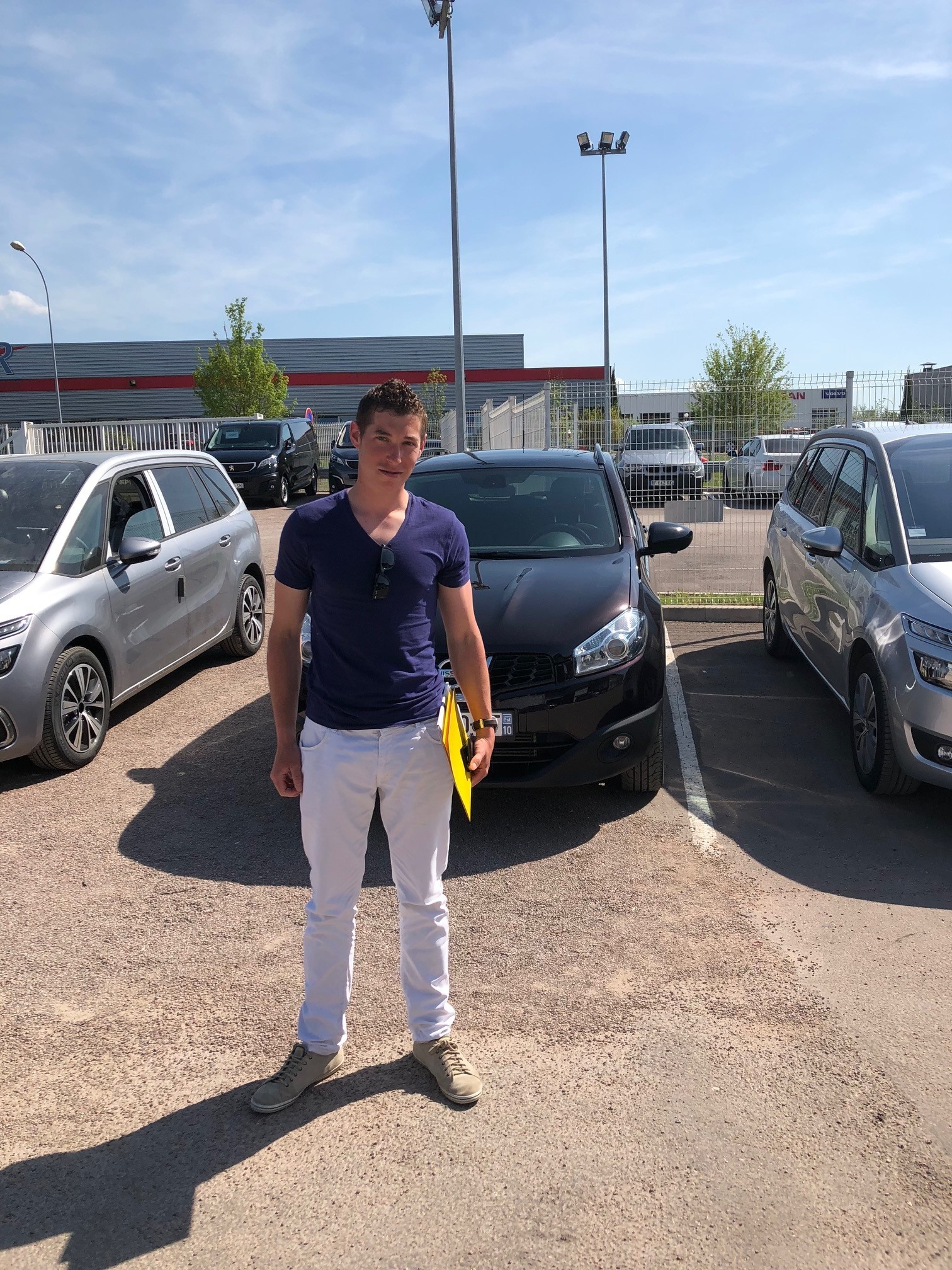 Avis-mandataire-auto-Emotors-Nissan-Qashqai-360-dci-130-4x2-plus-avm.