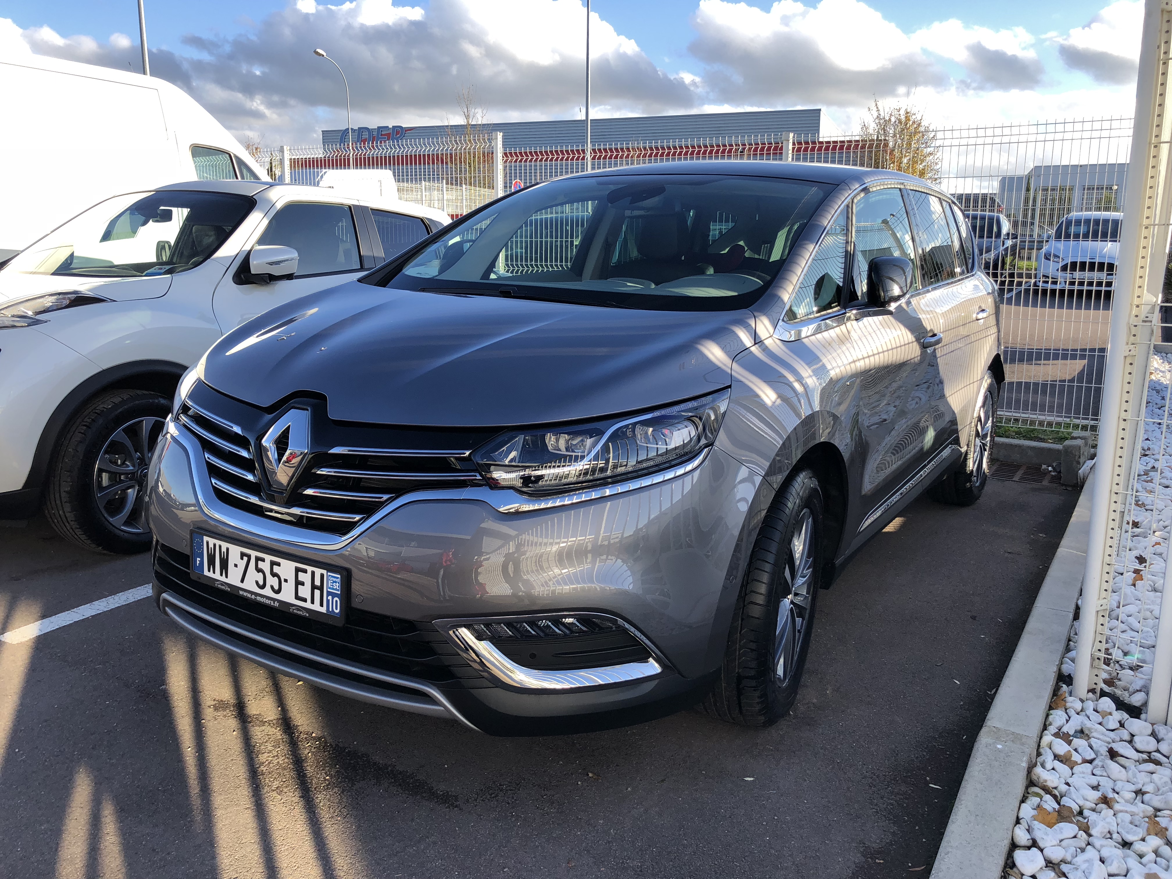 Avis-mandataire-auto-Emotors-Renault-Espace-Limited-tce-225-edc-7places.