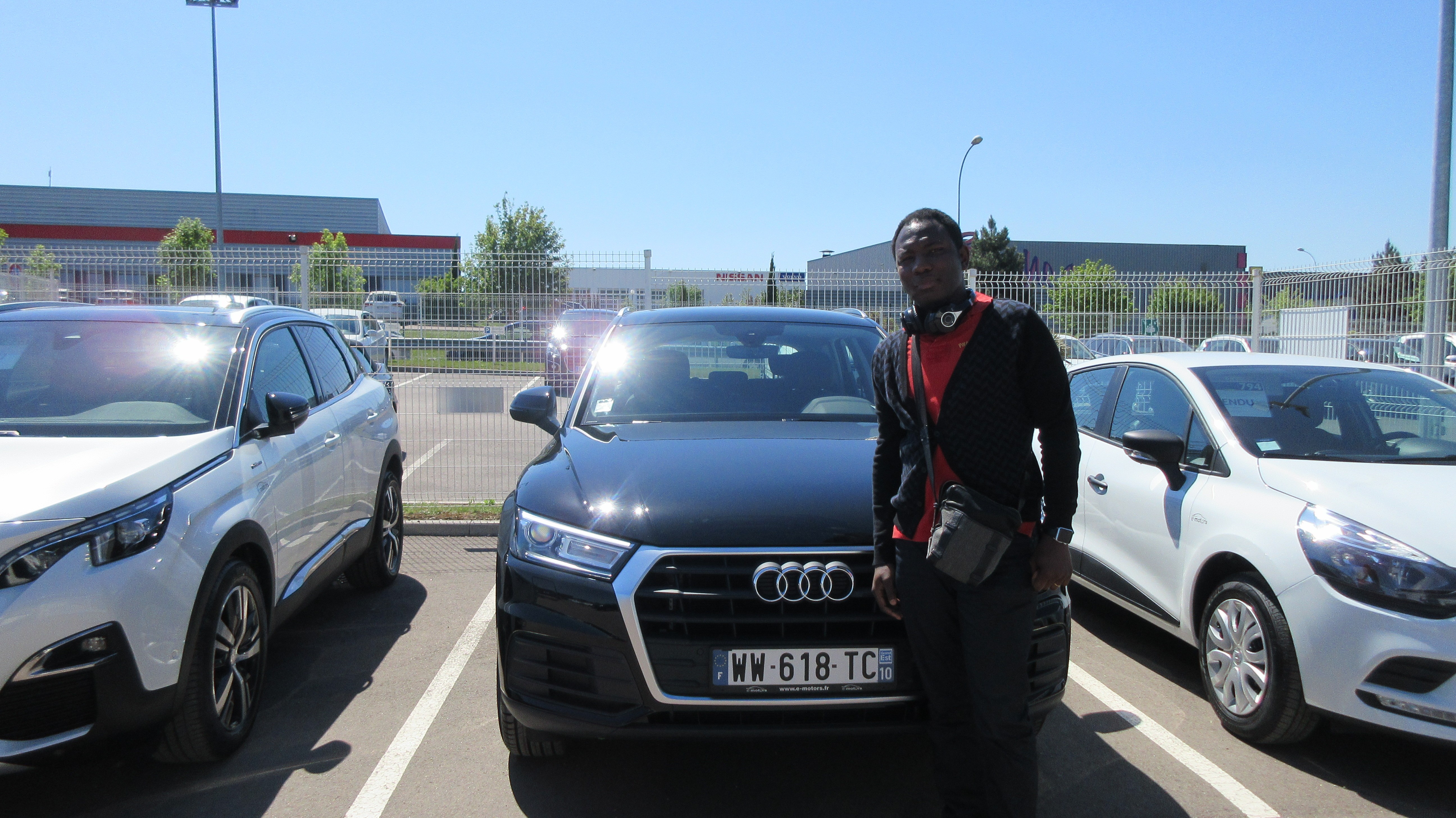 Avis-mandataire-auto-Emotors-Audi-Q5-Tdi-150-plus-navi.