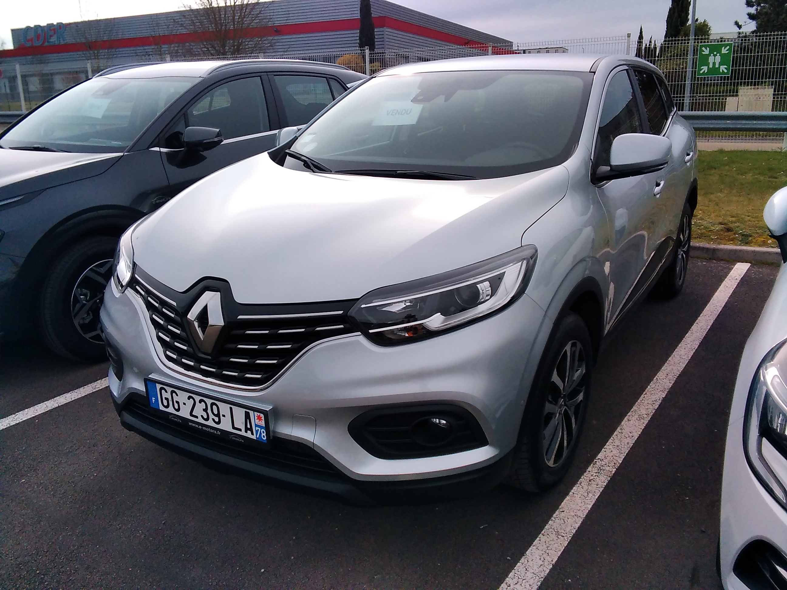 Avis-mandataire-auto-Emotors-Renault-Kadjar-Tce-140-evolution.