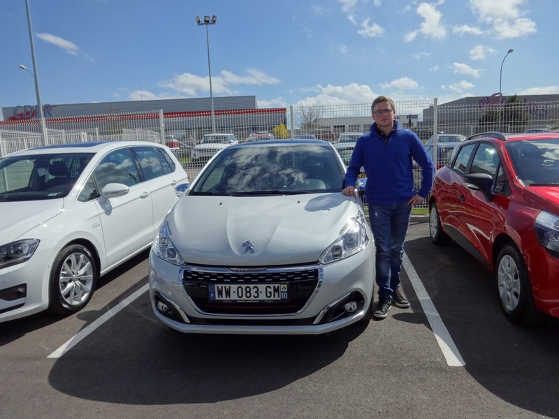 Avis-mandataire-auto-Emotors--Peugeot-208-gti-thp-208-3p-.