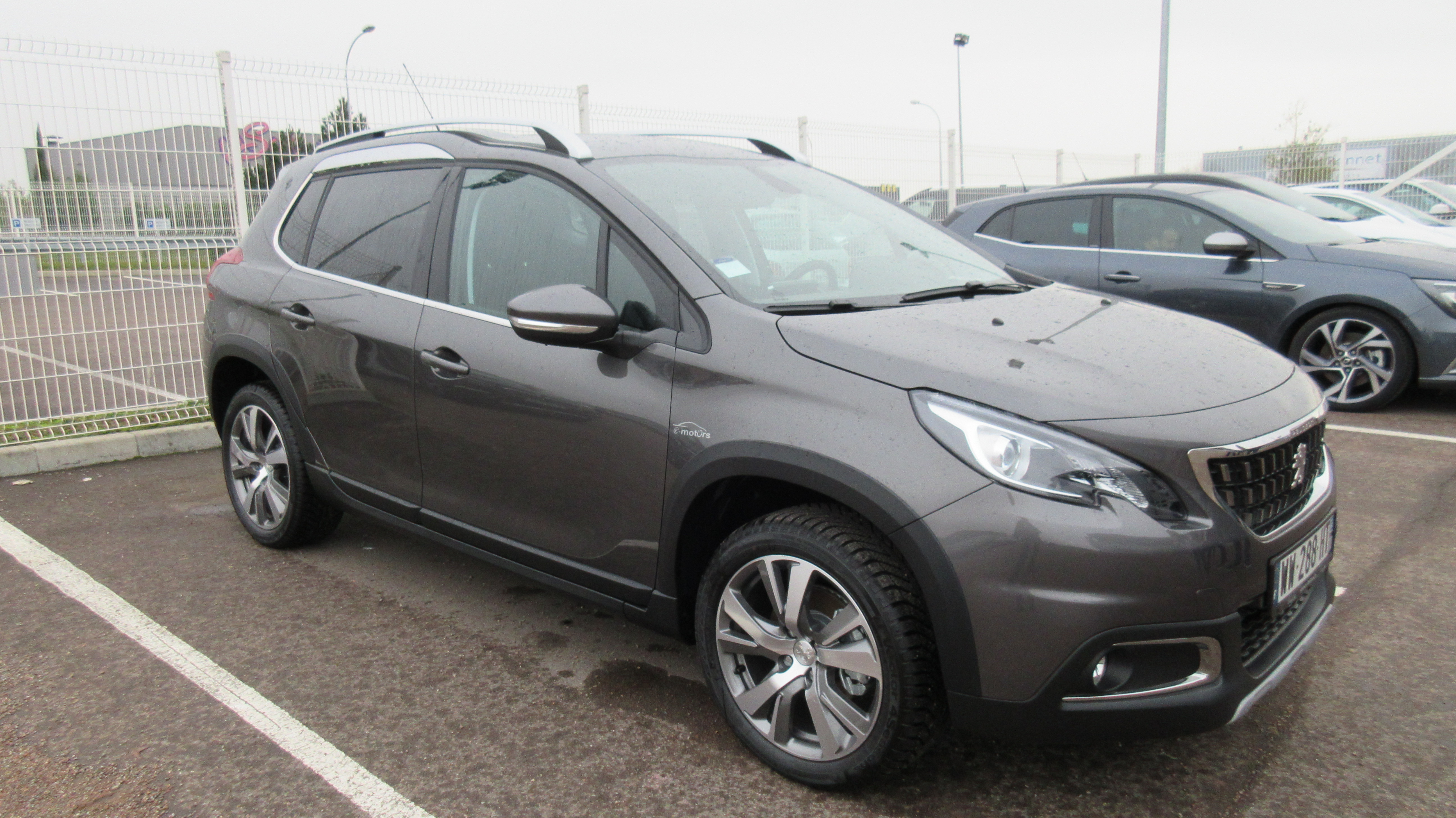 Avis-mandataire-auto-Emotors-Peugeot-2008-Allure-bluehdi-120-plus-grip-control.