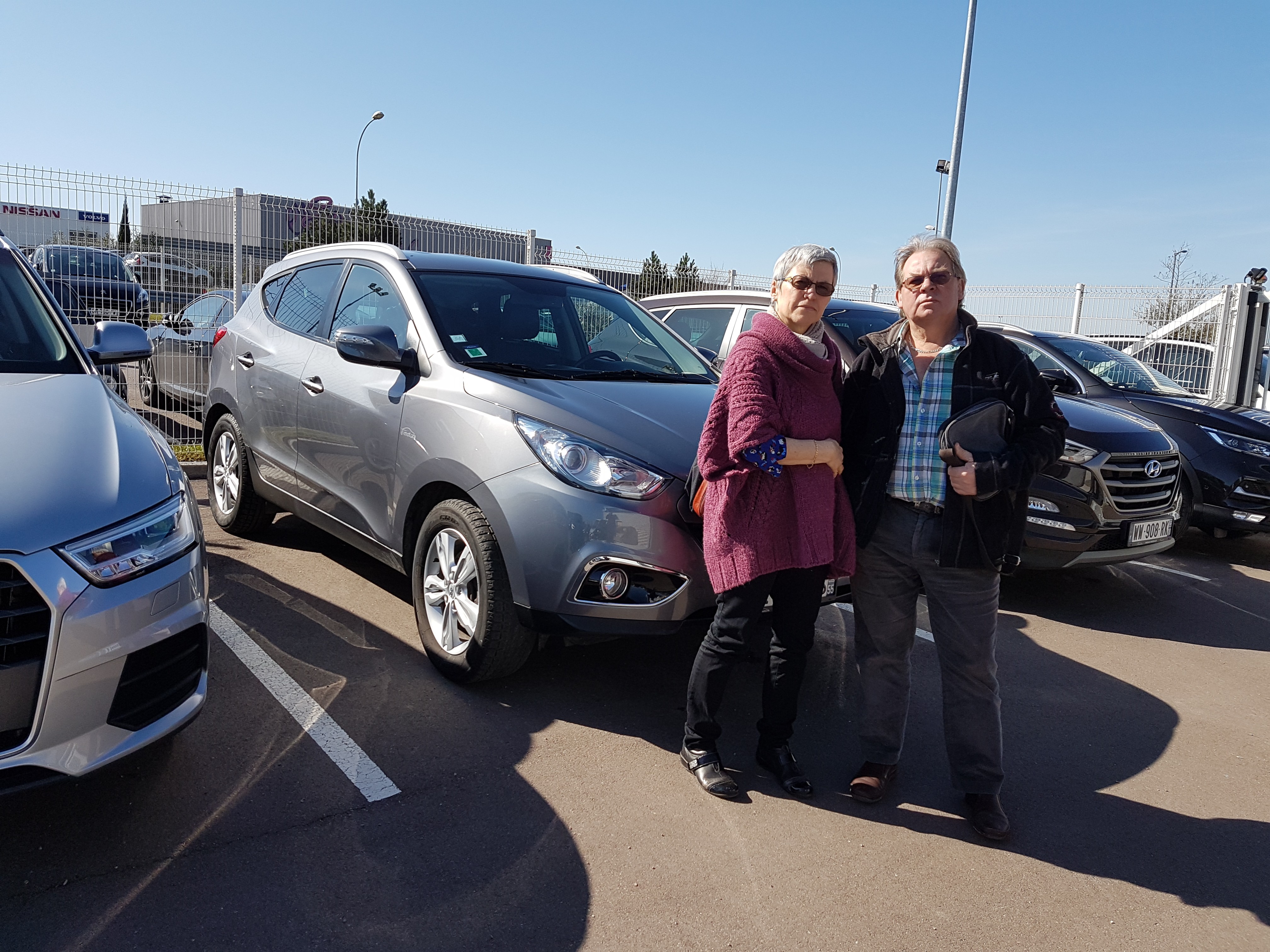 Avis-mandataire-auto-Emotors-Hyundai-Ix35-Pack-premium-crdi-115-4x2.