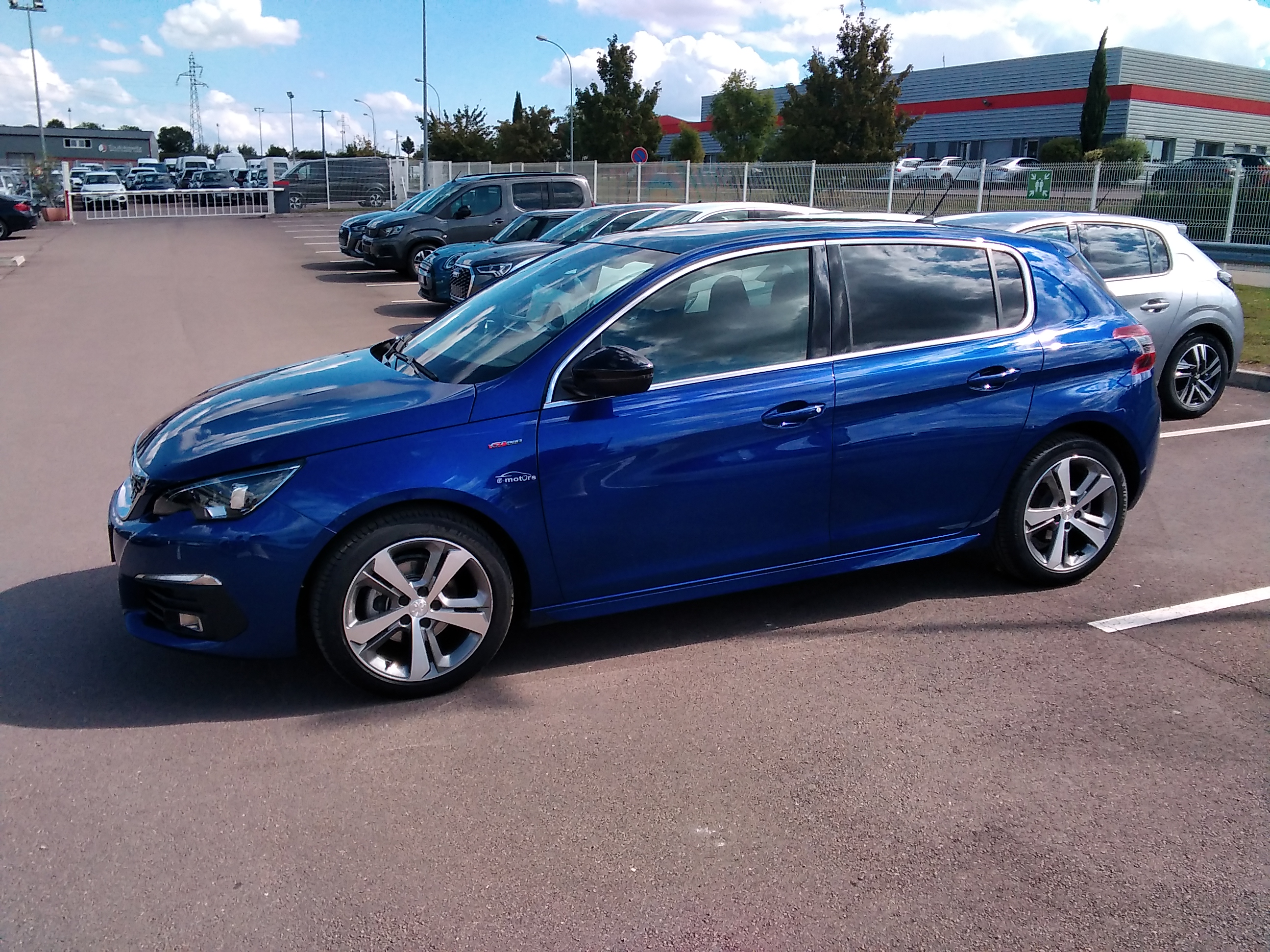 Avis-mandataire-auto-Emotors-Peugeot-308-Bluehdi-130ch-s-s-eat8-gt-line.