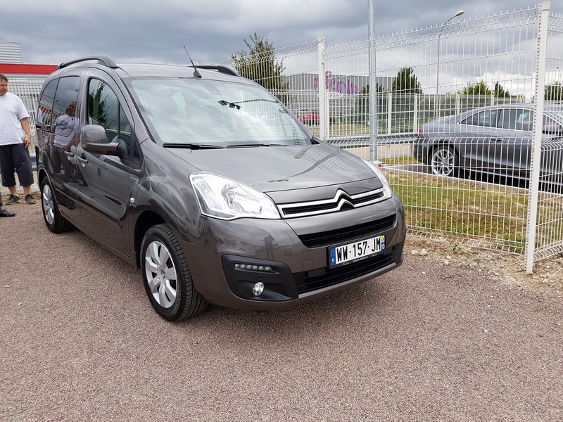 Avis-mandataire-auto-Emotors-Citroen-Berlingo-multispace-Shine-bluehdi-120-s-s.