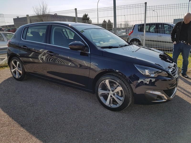 Avis-mandataire-auto-Emotors-Peugeot-308-Allure-puretech-130-plus-jantes-17.