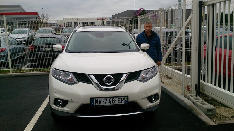 Avis-mandataire-auto-Emotors--Nissan-x-trail-tekna-dci-130-4x4-7-places-.
