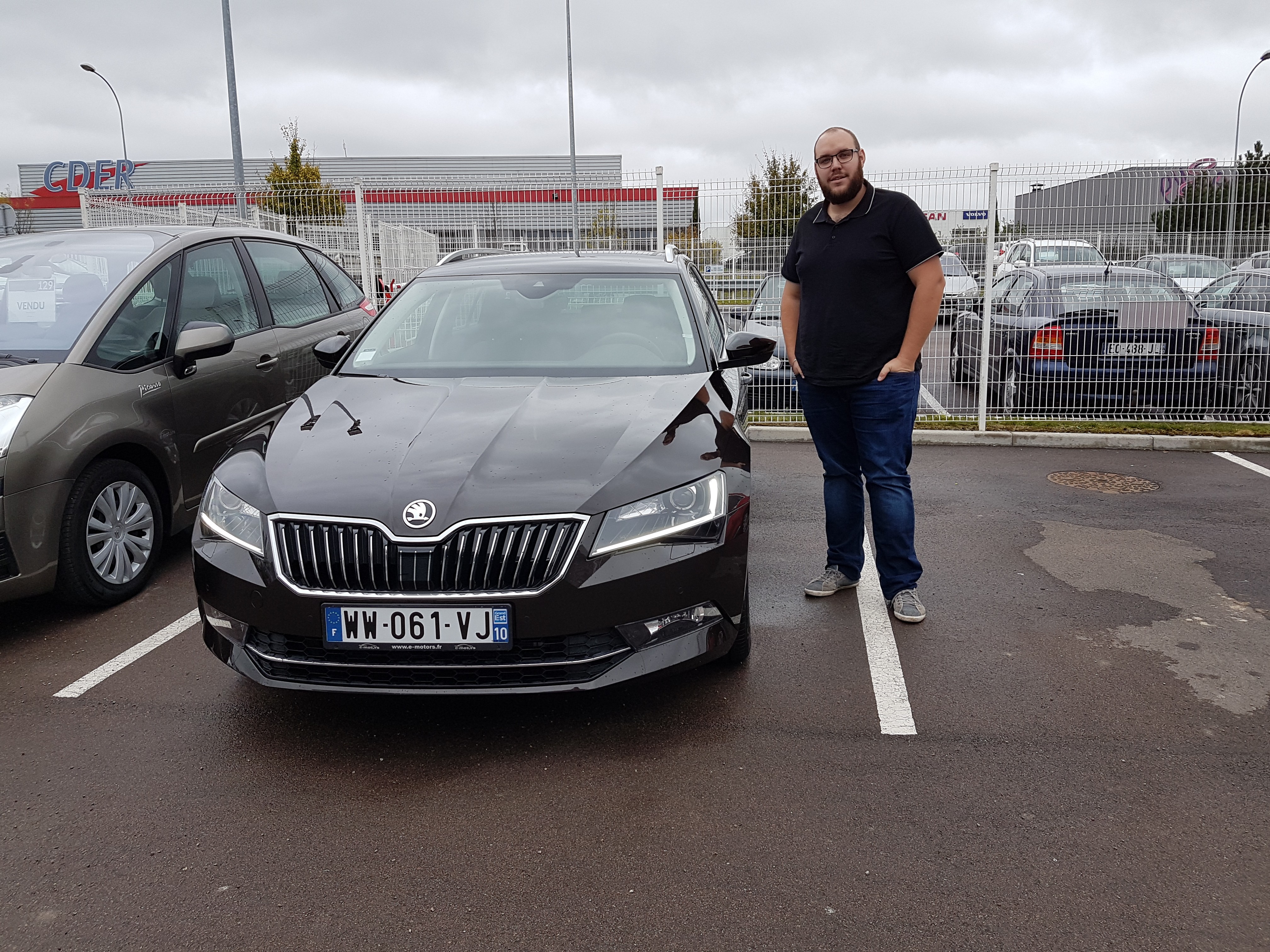 Avis-mandataire-auto-Emotors-Skoda-Superb-combi-Style-tdi-150-dsg.