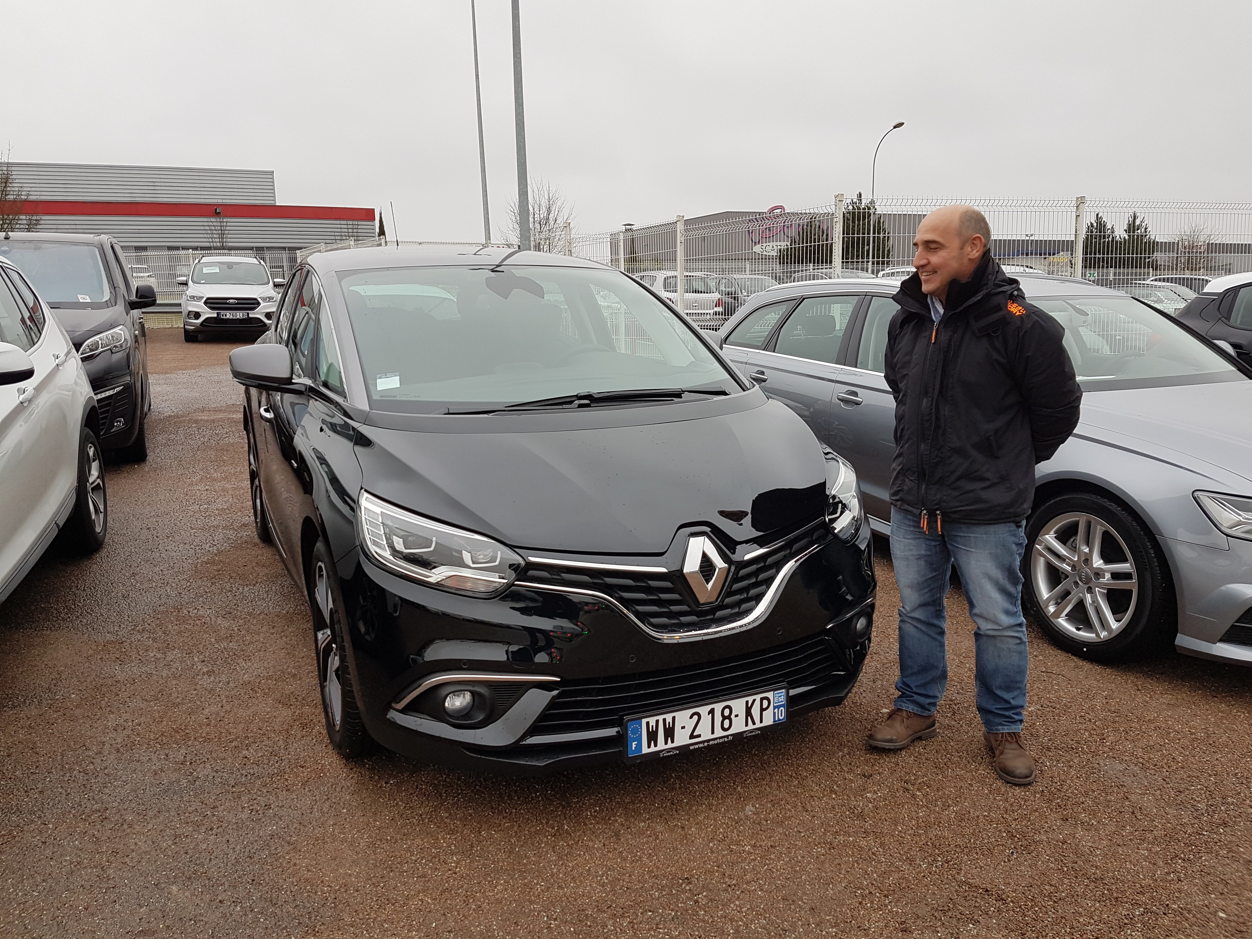 Avis-mandataire-auto-Emotors-Renault-Scenic-Intens-dci-130-energy.