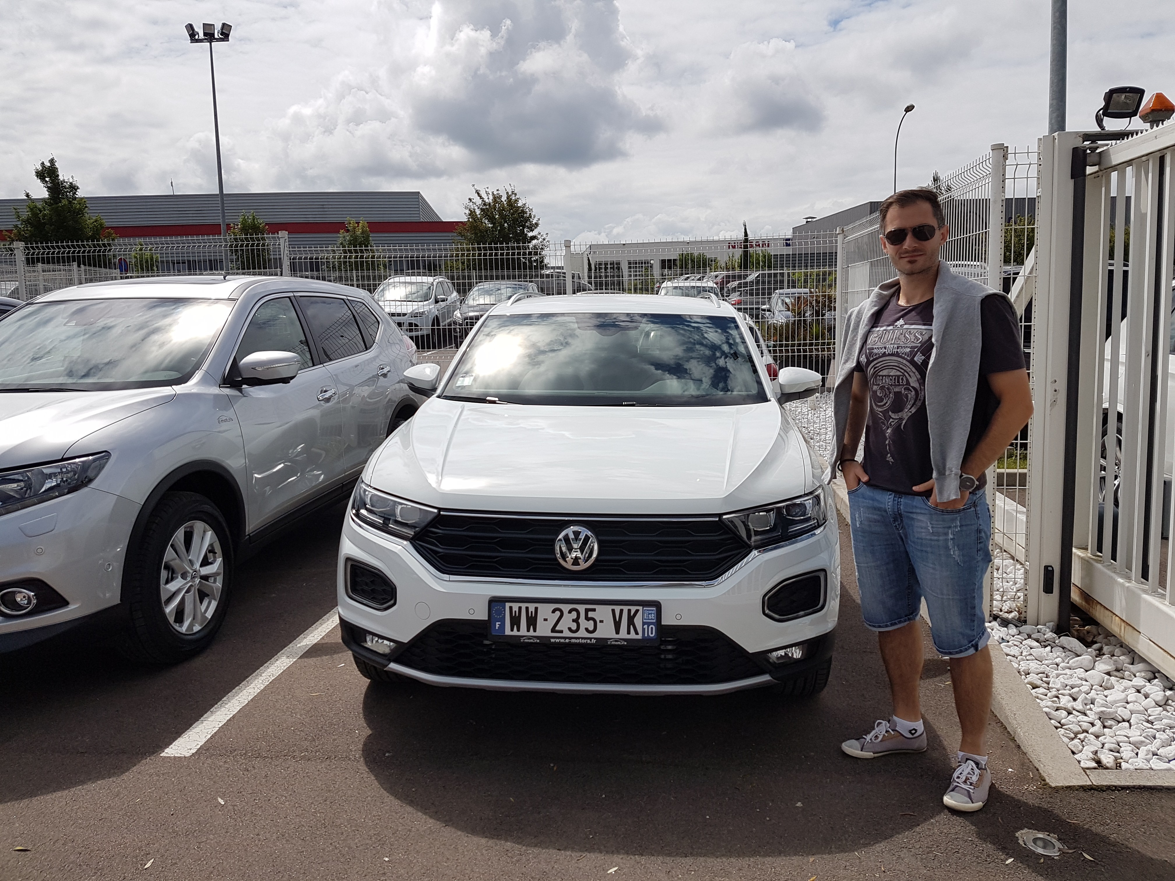 Avis-mandataire-auto-Emotors-Volkswagen-T-roc-First-edition-tsi-150-dsg.