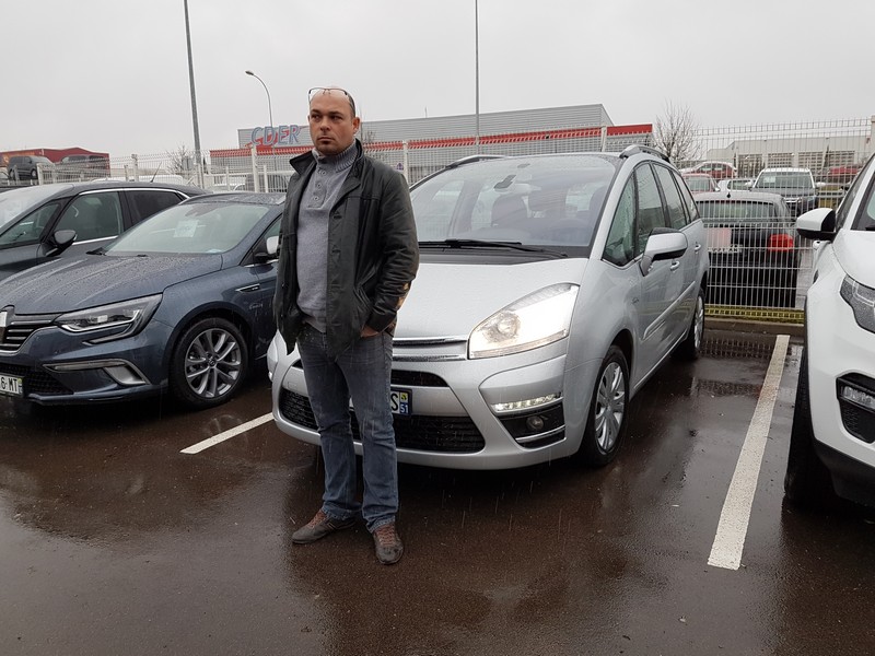 Avis-mandataire-auto-Emotors-Citroen-Grand-c4-picasso-Confort-hdi-110-7places.