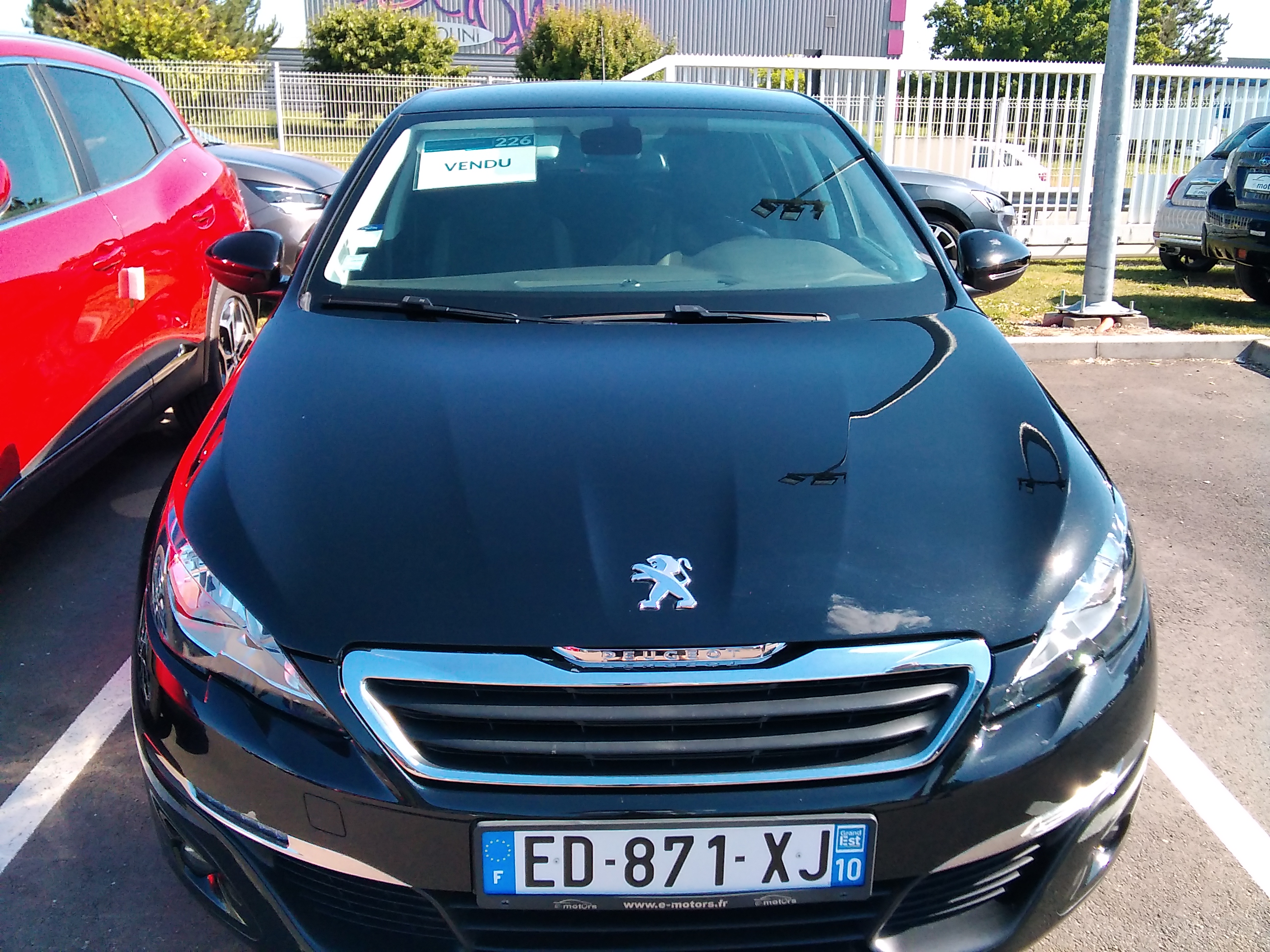 Avis-mandataire-auto-Emotors-Peugeot-308-1-6-bluehdi-120ch-s-s-bvm6-style.