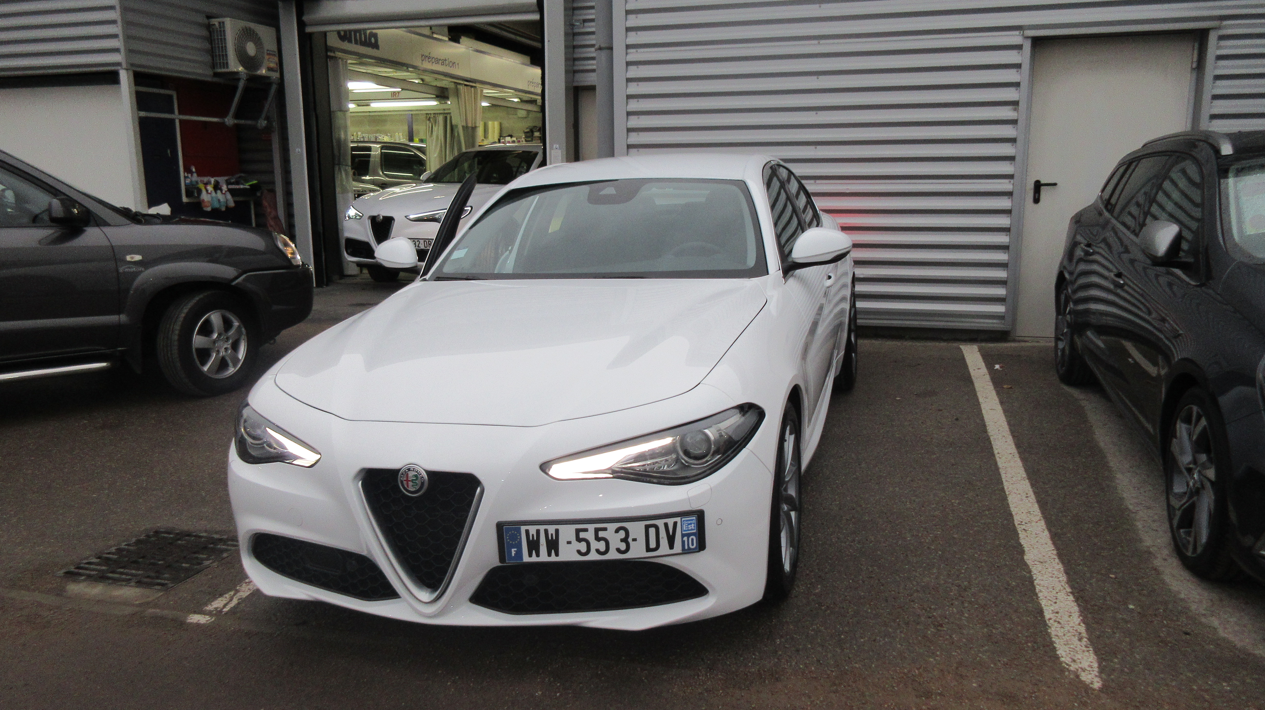 Avis-mandataire-auto-Emotors-Alfa romeo-Giulia-Super-180-plus-jantes-18-cuir.