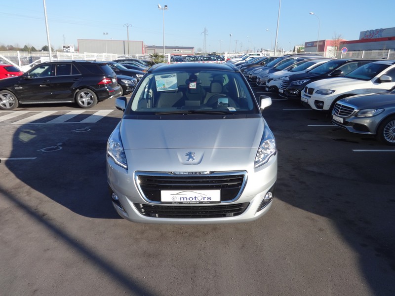 Avis-mandataire-auto-Emotors--Peugeot-5008-allure-bluehdi-120-eat-7places-.