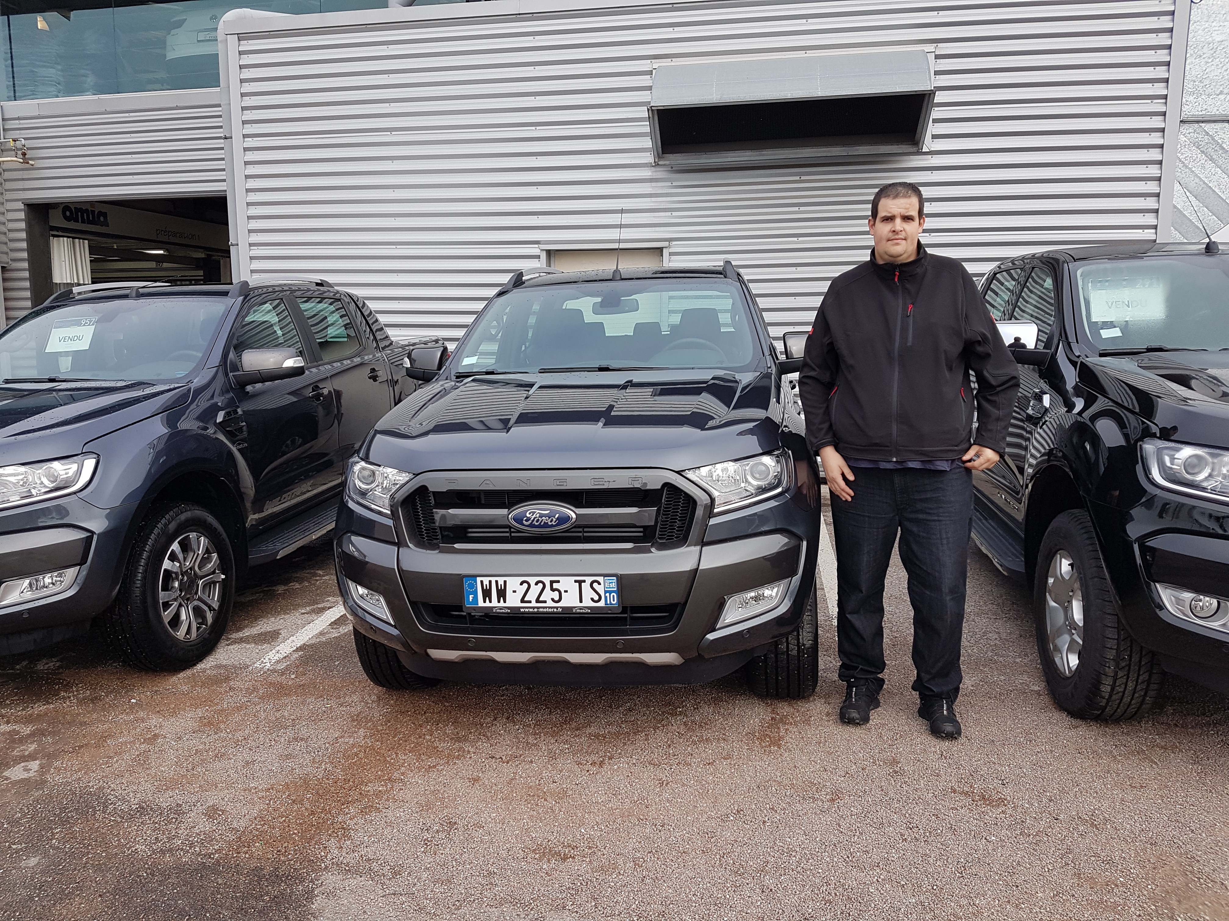 Avis-mandataire-auto-Emotors-Ford-Ranger-Double-cabine-wildtrak-tdci-200-4x4-automatique.