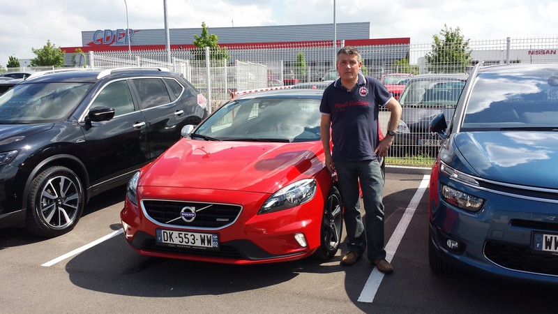 Avis-mandataire-auto-Emotors--Volvo-v40-r-design-d2-115-plus-gps-.