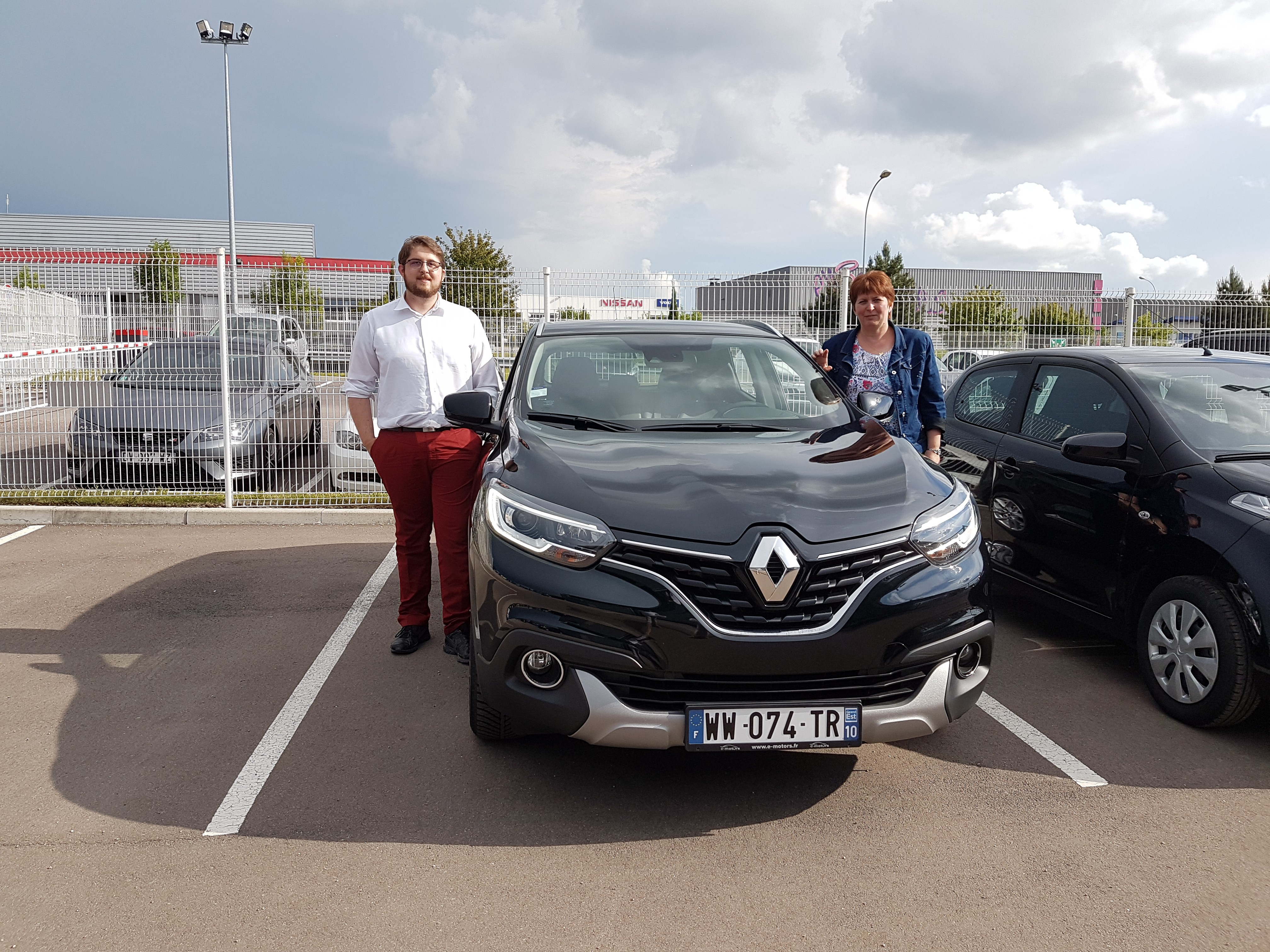 Avis-mandataire-auto-Emotors-Renault-Kadjar-Intens-tce-130-4x2-plus-extended-grip.