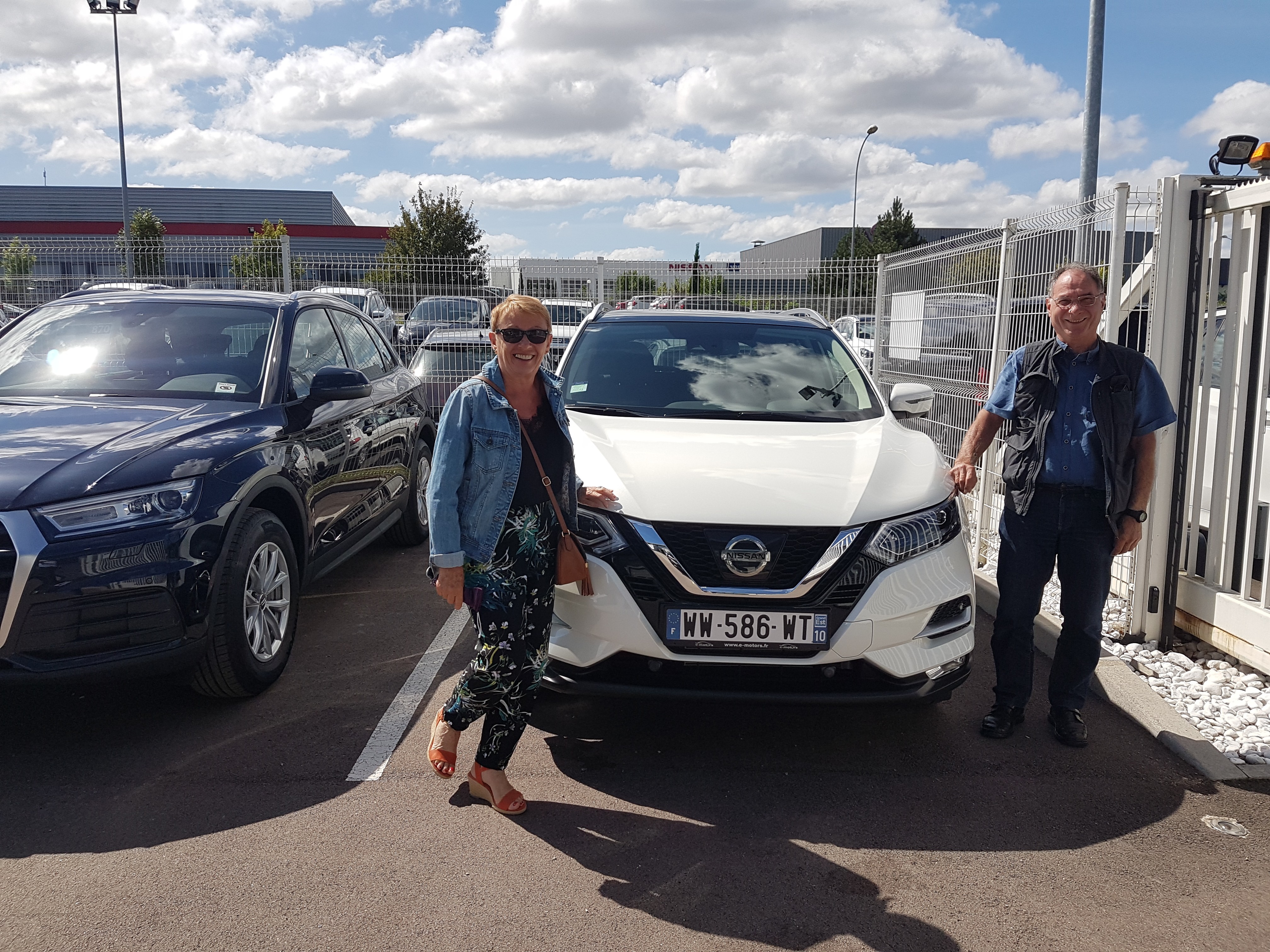 Avis-mandataire-auto-Emotors-Nissan-Qashqai-N-connecta-dig-t-115-4x2-plus-pack-design.