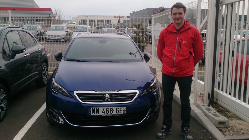 Avis-mandataire-auto-Emotors--Peugeot-308-sw-gt-line-bluehdi-150-plus-driver-sport-pack-.