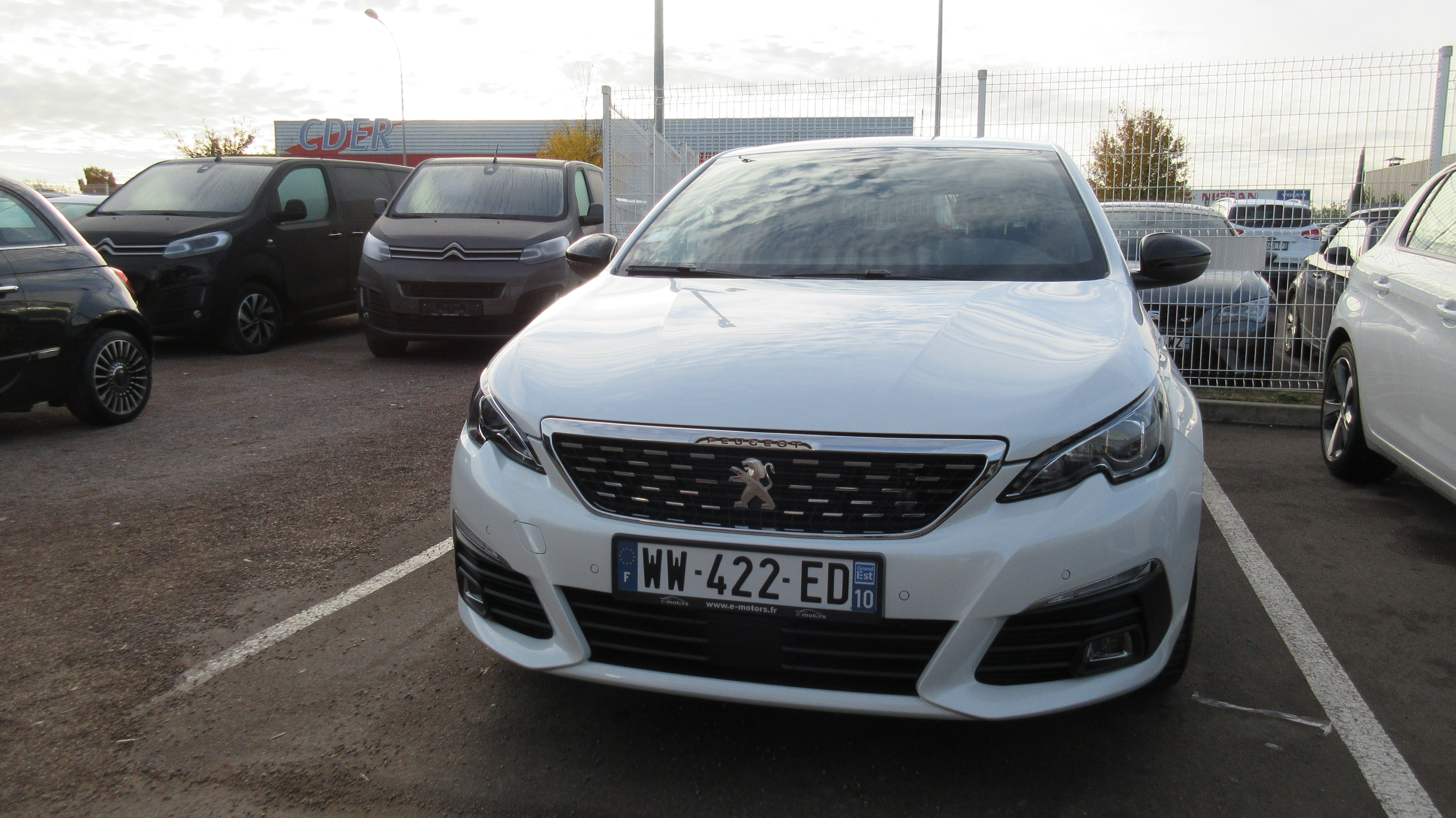 Avis-mandataire-auto-Emotors-Peugeot-308-Gt-line-puretech-130-s-s-eat8.