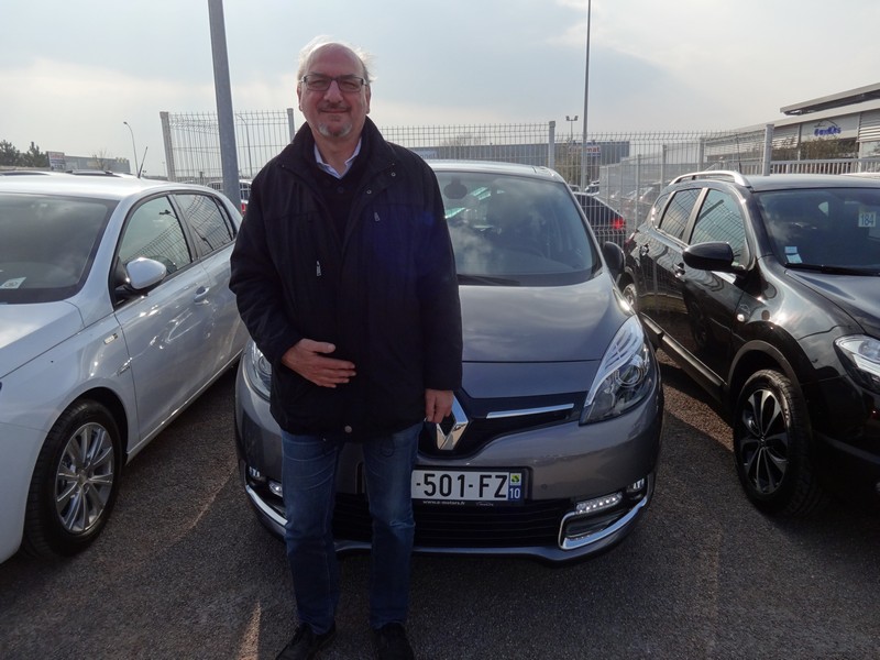 Avis-mandataire-auto-Emotors--Renault-scenic-iii-bose-tce-130-energy-.