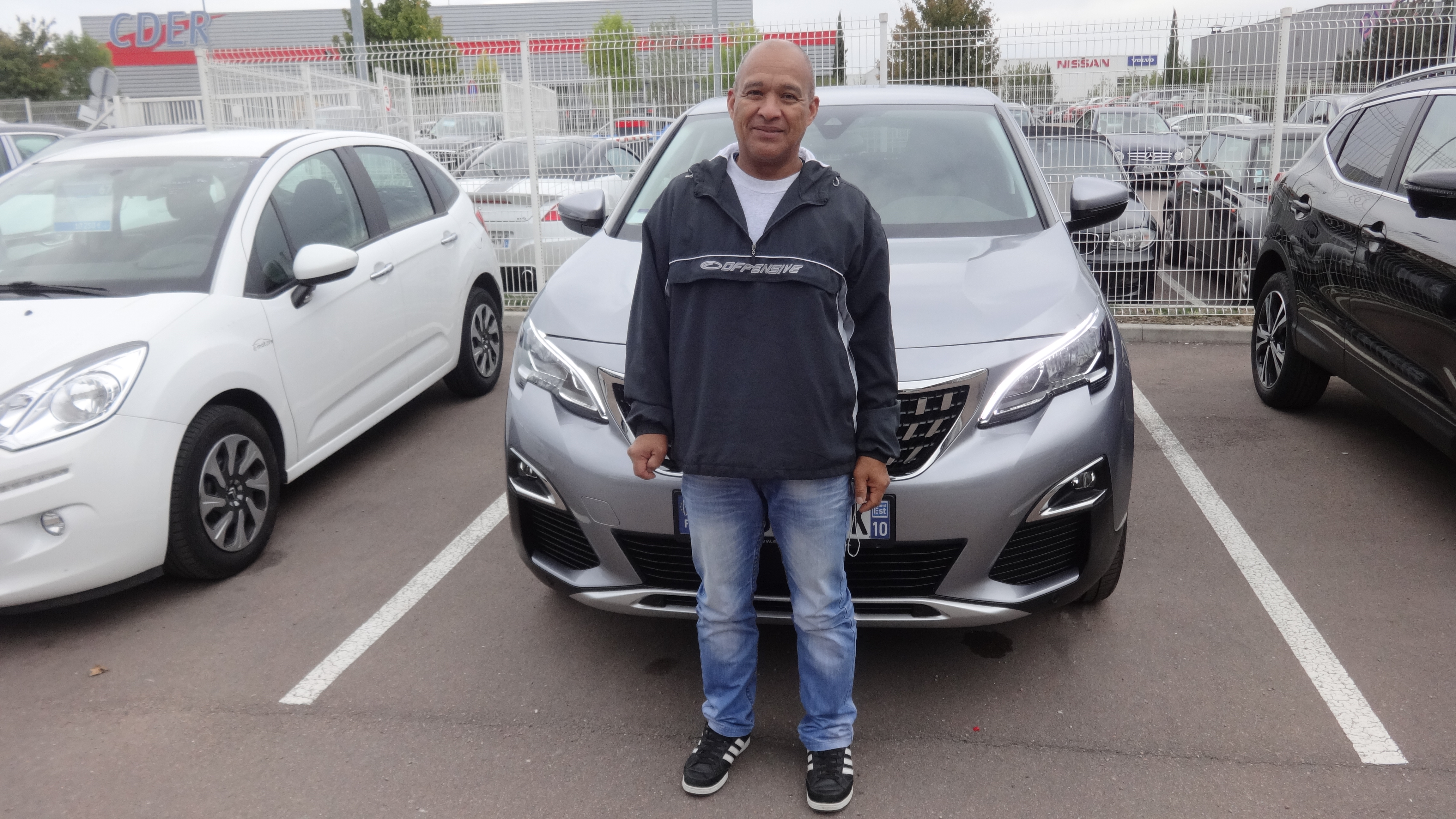 Avis-mandataire-auto-Emotors-Peugeot-3008-Allure-puretech-130-s-s.