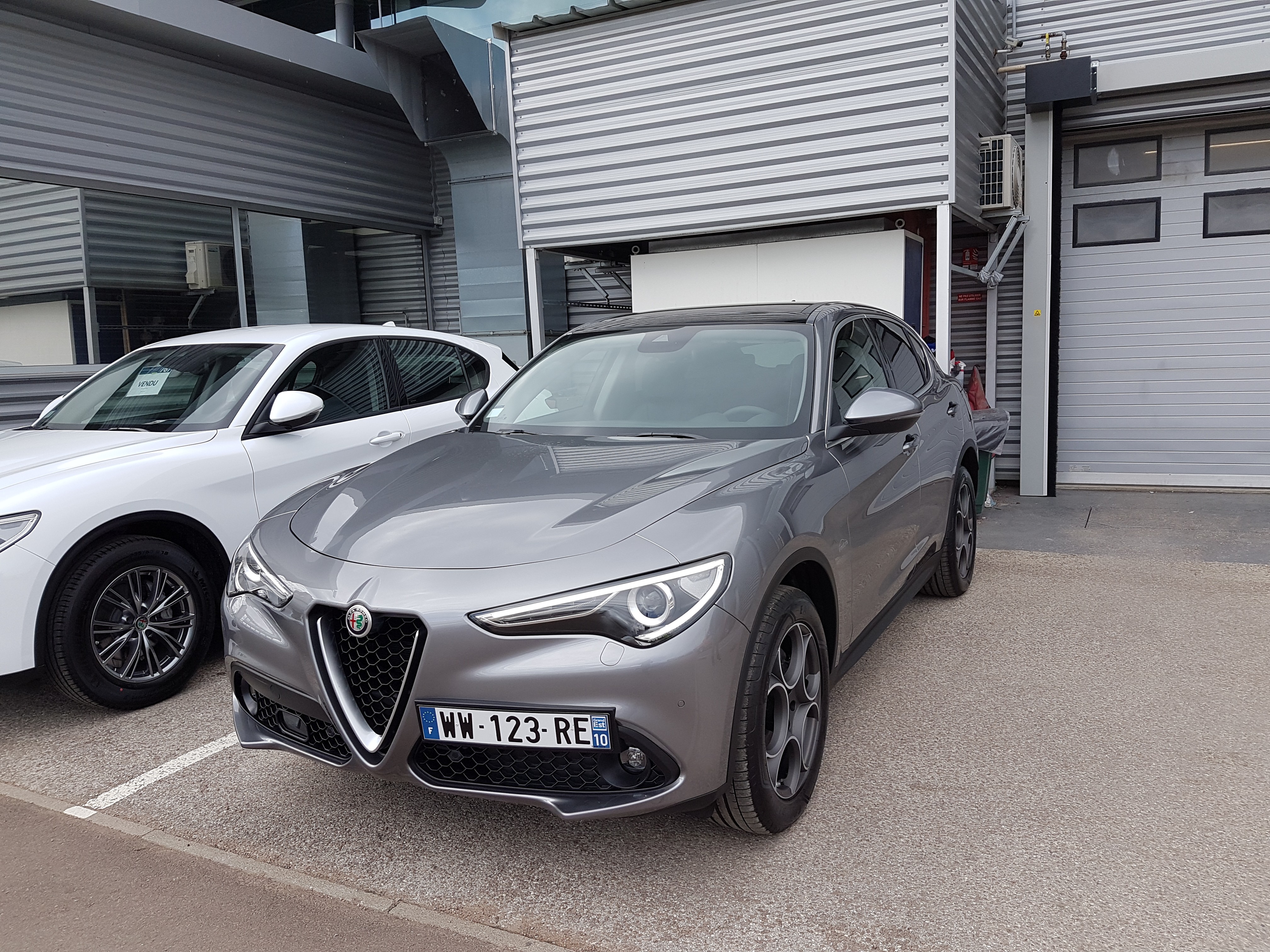 Avis-mandataire-auto-Emotors-Alfa romeo-Stelvio-Super-180-at8-awd.