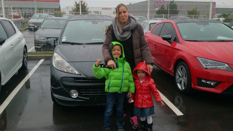 Avis-mandataire-auto-Emotors--Peugeot-207-sw-navteq-hdi-90-.