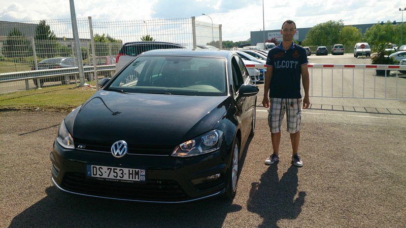Avis-mandataire-auto-Emotors--Volkswagen-golf-confortline-r-line-tsi-105-5p-.