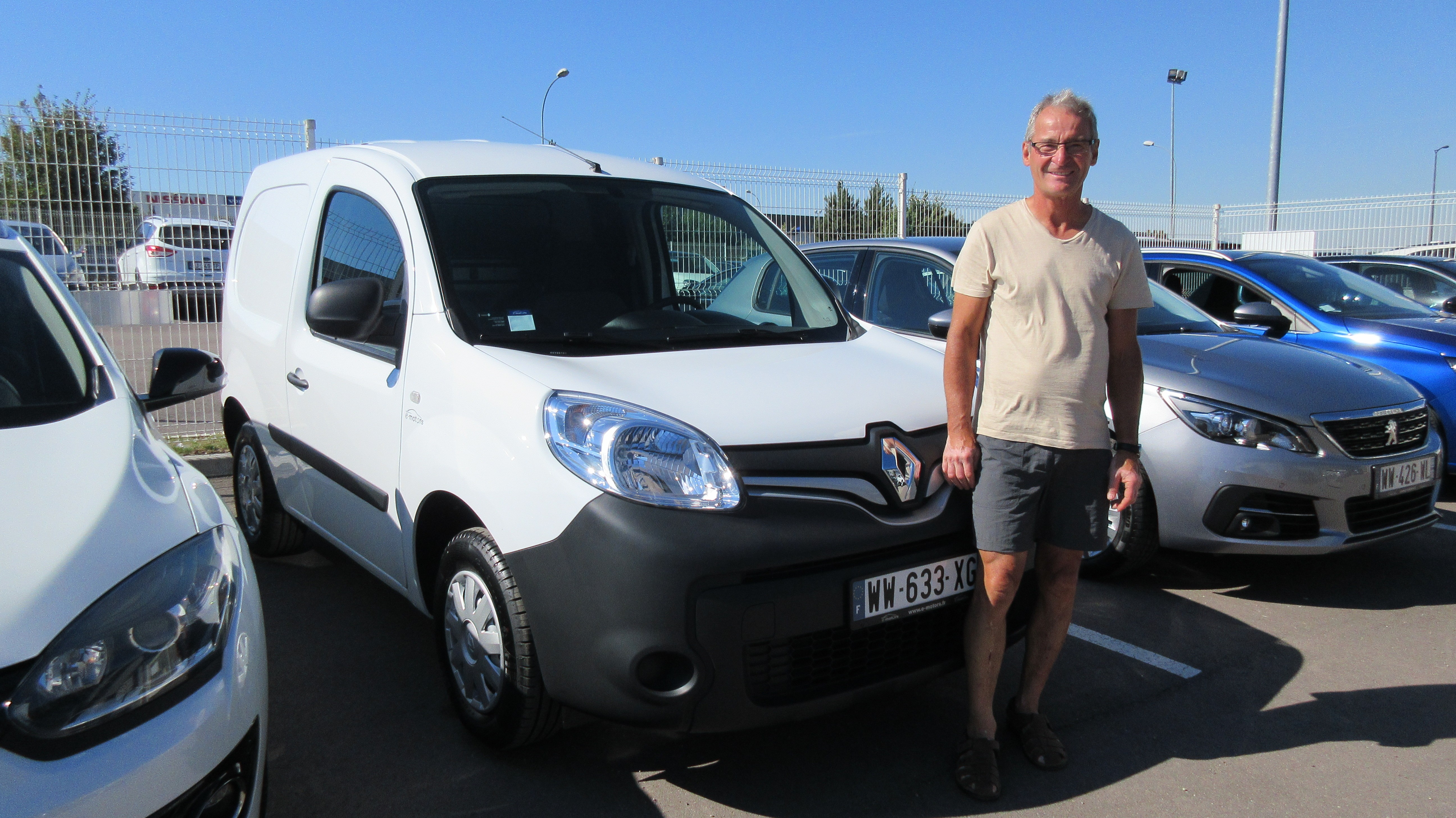 Avis-mandataire-auto-Emotors-Renault-Kangoo-express-Compact-g-n-rique-dci-75-energy-e6.