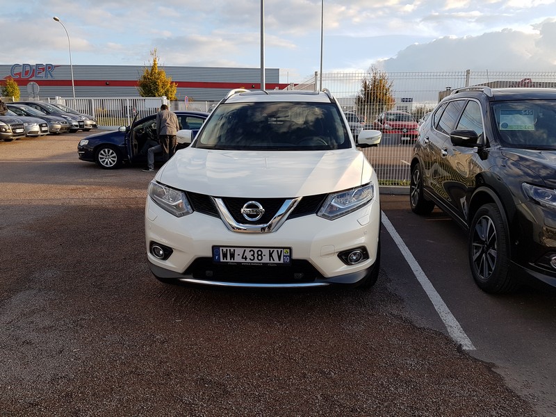 Avis-mandataire-auto-Emotors-Nissan-X-trail-Tekna-dci-130-4x4-5places-plus-toit-vitr.