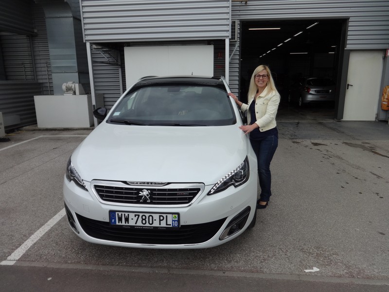 Avis-mandataire-auto-Emotors-Peugeot-308-sw-Gt-line-bluehdi-120-plus-toit-vitr.