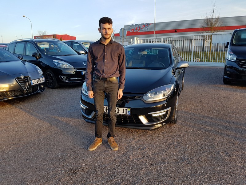 Avis-mandataire-auto-Emotors-Renault-Megane-iii-berline-M-gane-iii-dci-110-fap-energy-eco2-gt-line-5p.