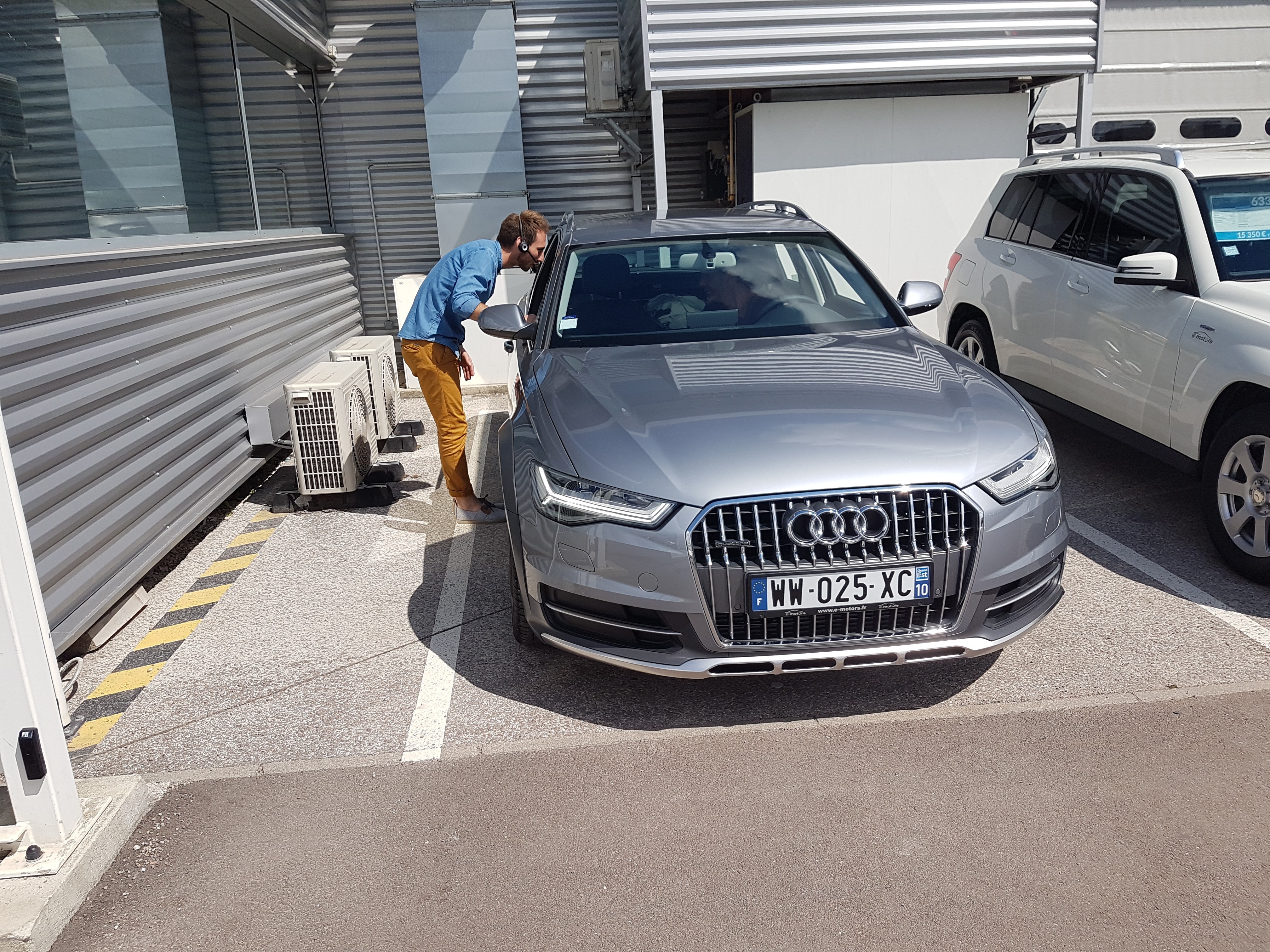 Avis-mandataire-auto-Emotors-Audi-A6-allroad-quattro-Ambiente-tdi-320-tiptronic.