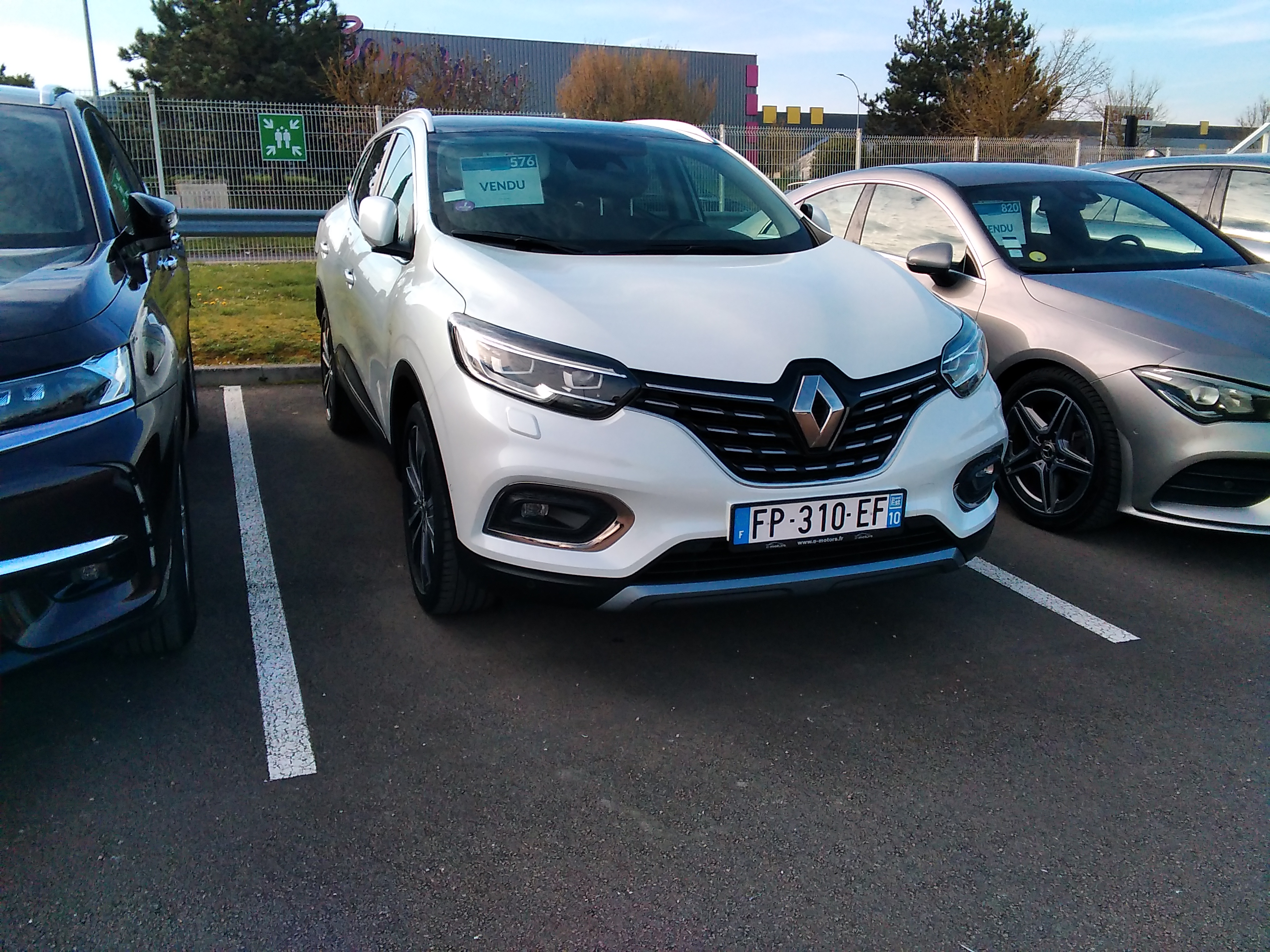 Avis-mandataire-auto-Emotors-Renault-Kadjar-Tce-140-fap-intens.