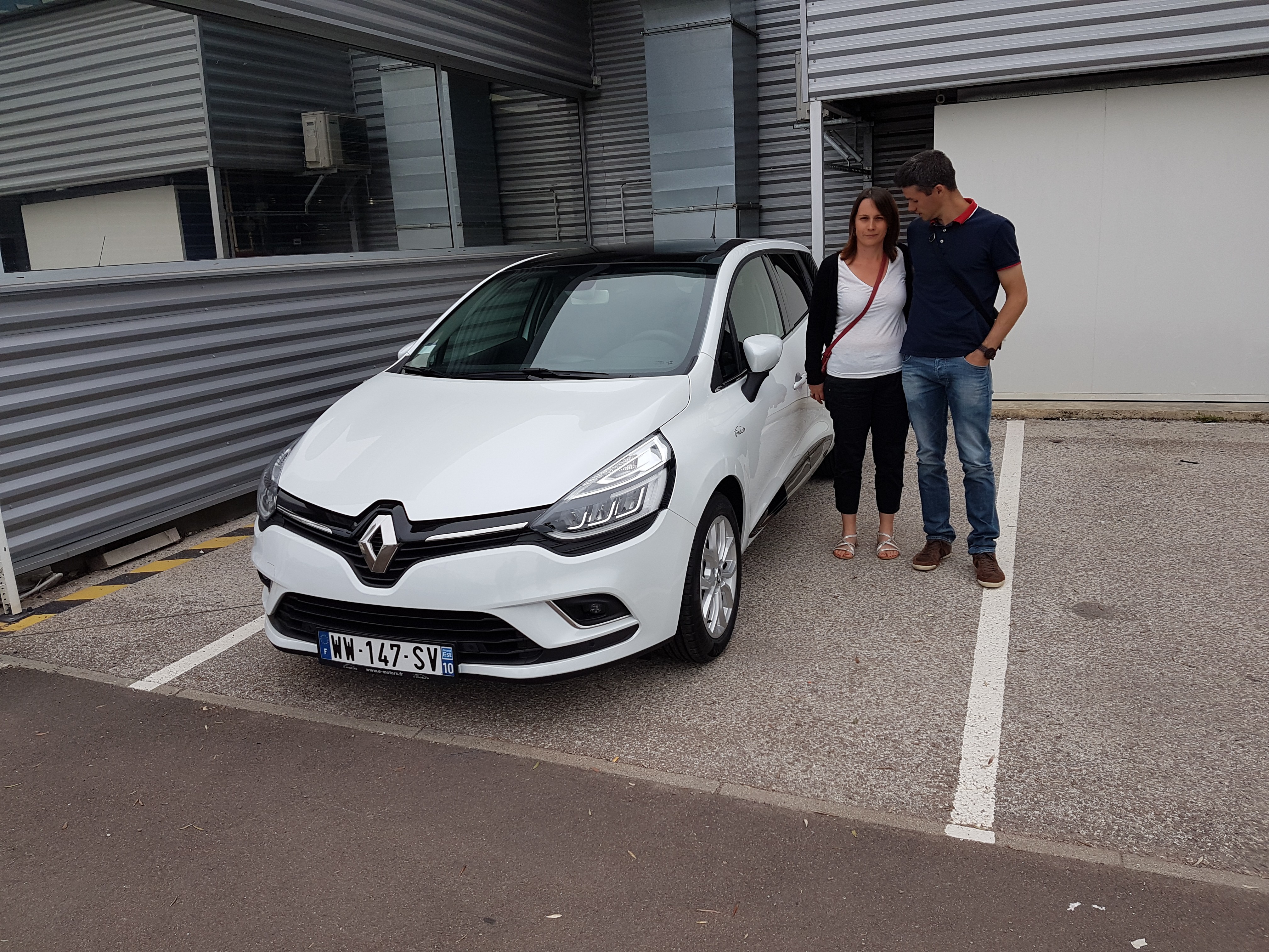 Avis-mandataire-auto-Emotors-Renault-Clio-iv-estate-Clio-estate-intens-dci-110-energy.